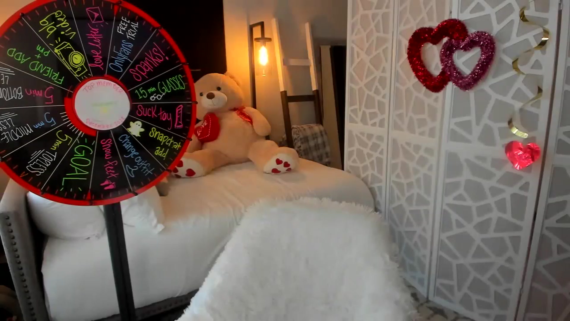 Gallery image thumbnail from LilLadyBird's myfreecams stream on, 02/07/2023, 24:26 image 8 of 20
