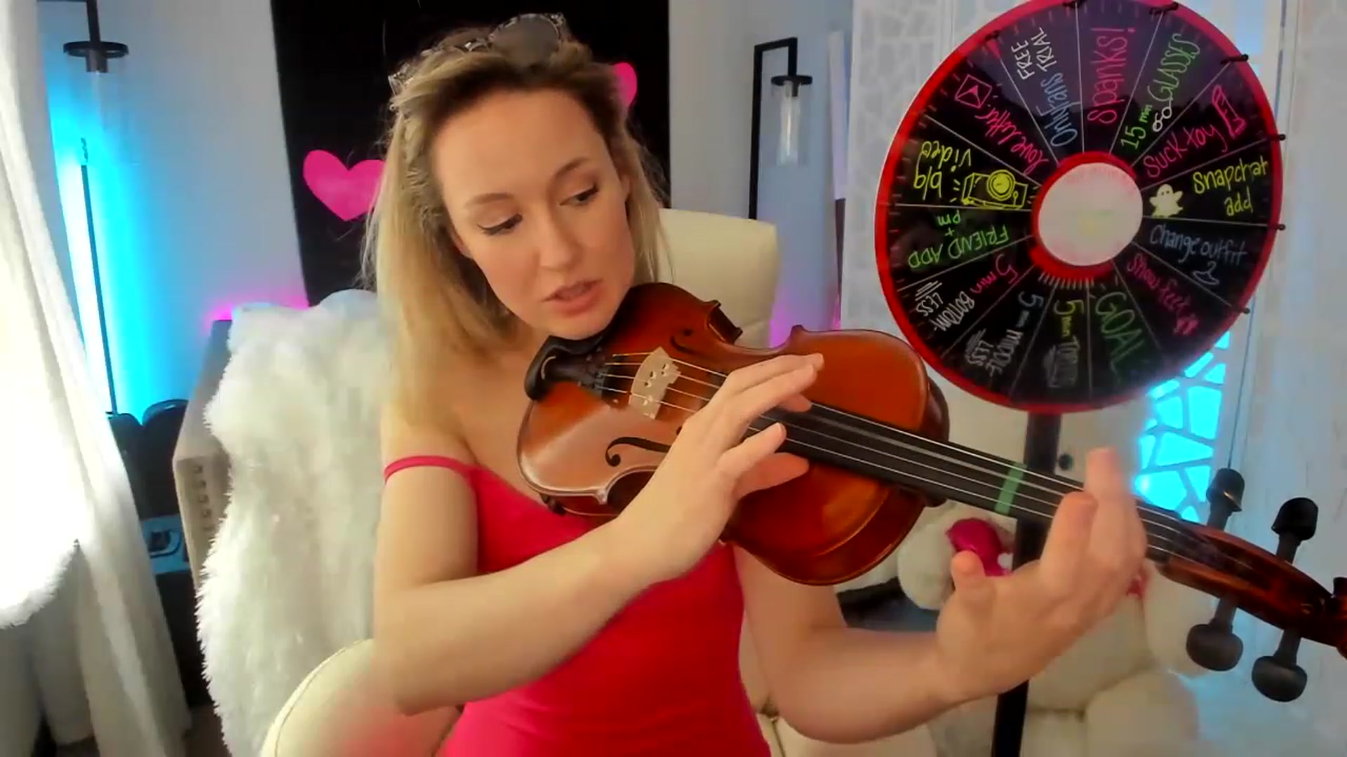 Gallery image thumbnail from LilLadyBird's myfreecams stream on, 02/23/2023, 23:17 image 11 of 20