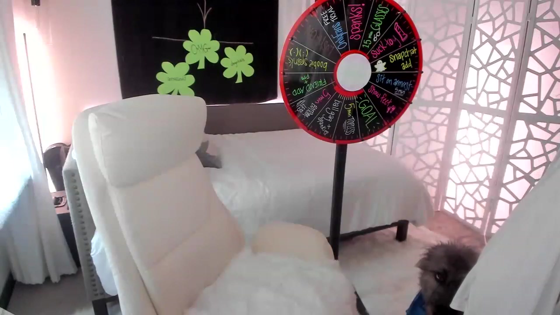 Gallery image thumbnail from LilLadyBird's myfreecams stream on, 03/14/2023, 22:39 image 9 of 20