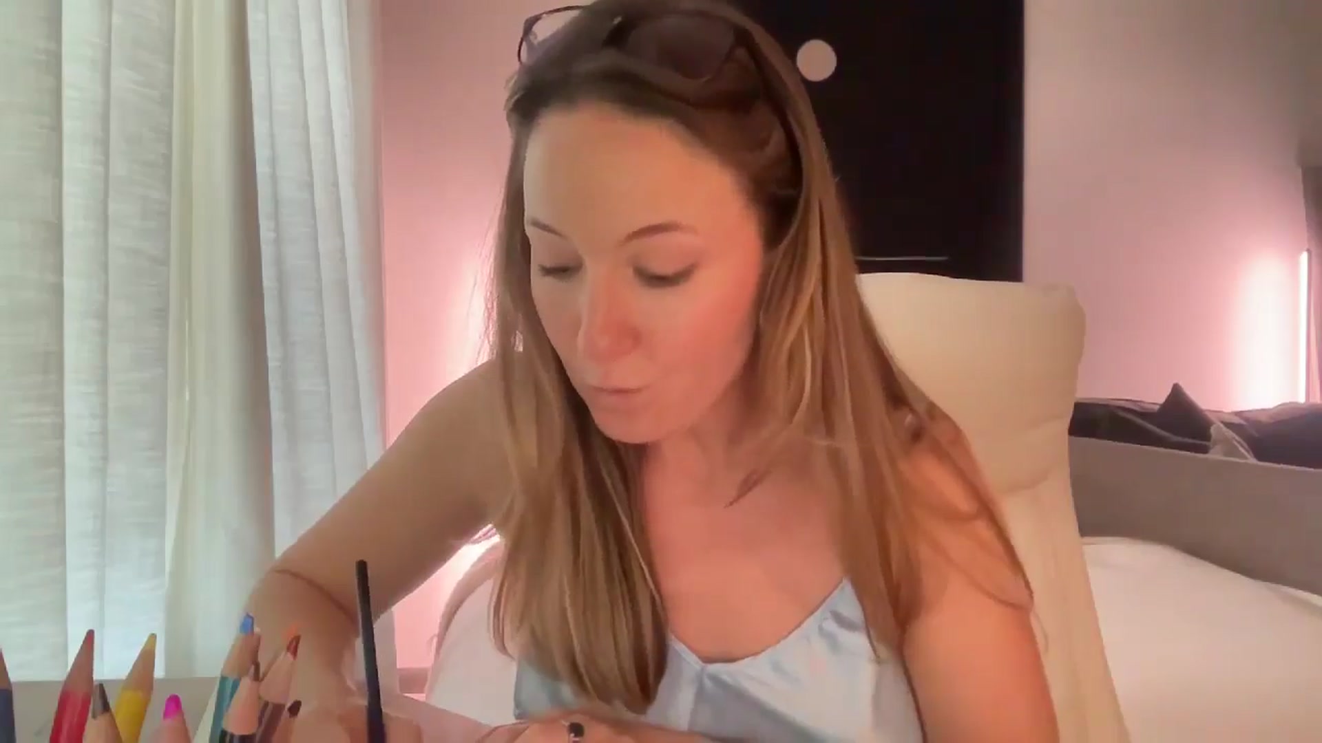 Gallery image thumbnail from LilLadyBird's myfreecams stream on, 07/23/2024, 24:16 image 15 of 20