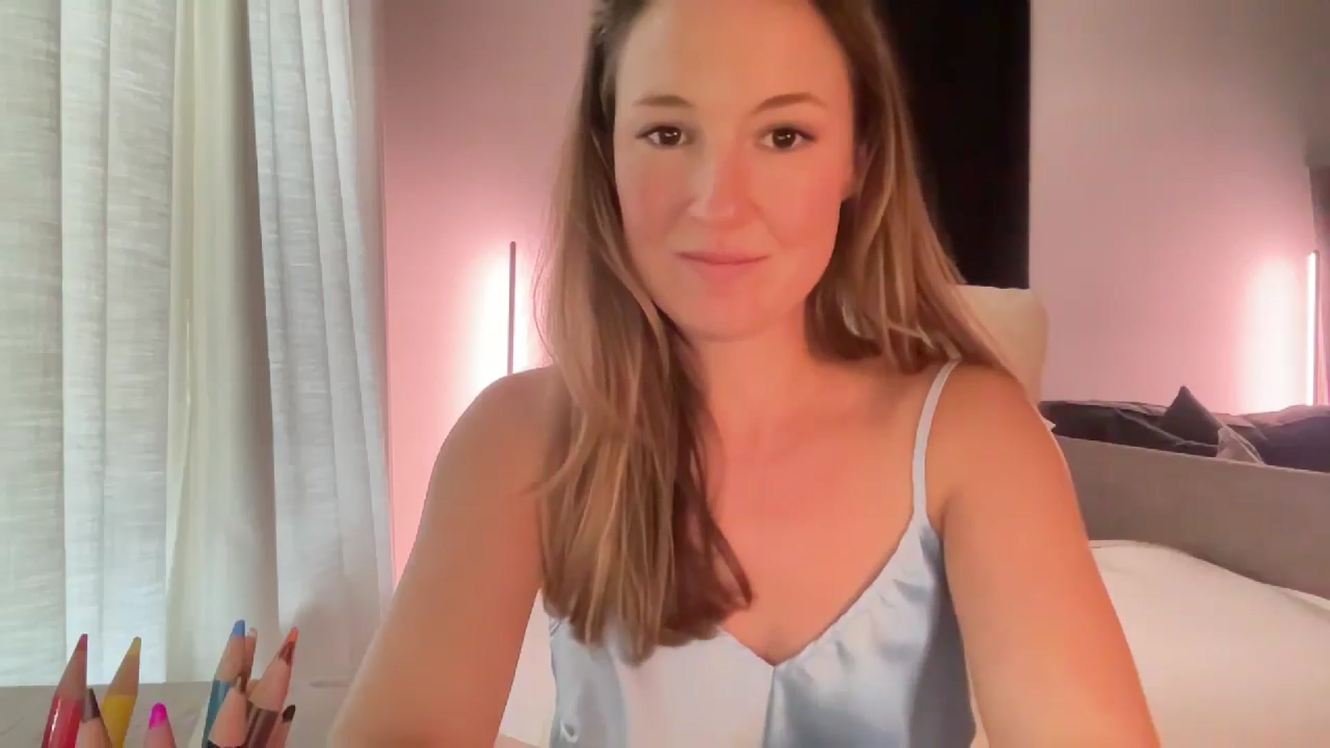 Gallery image thumbnail from LilLadyBird's myfreecams stream on, 07/23/2024, 24:16 image 16 of 20