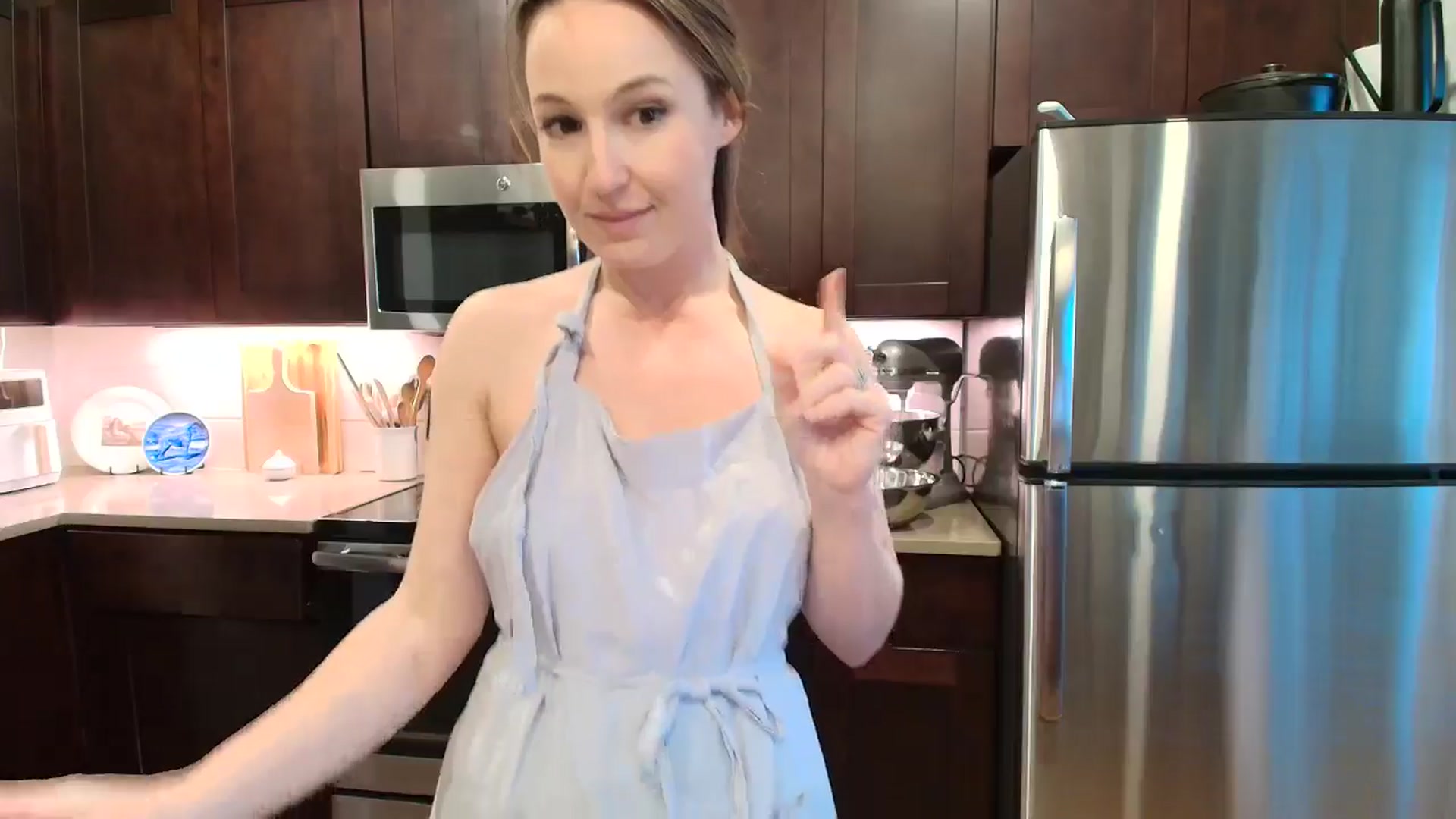 Gallery image thumbnail from LilLadyBird's myfreecams stream on, 10/06/2024, 20:33 image 6 of 20