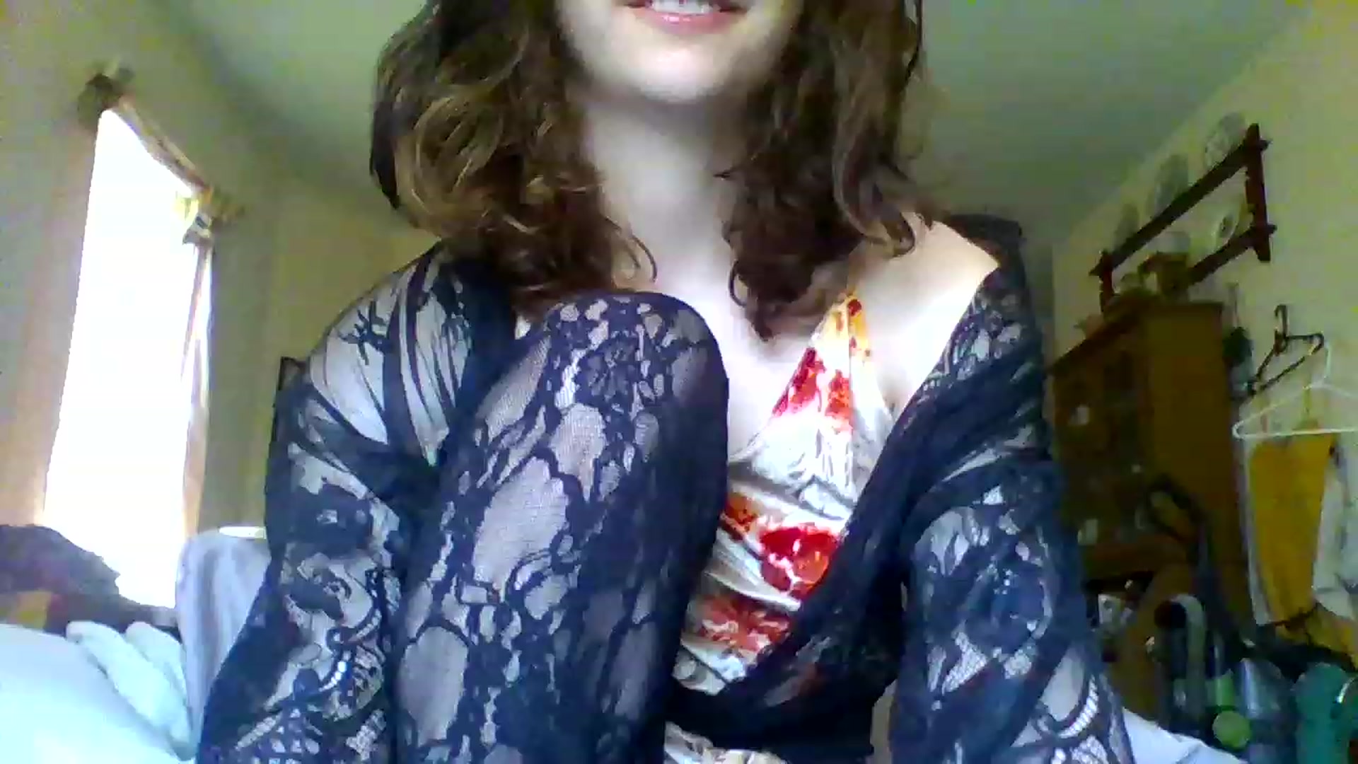 Gallery image thumbnail from LilLolaNymph's myfreecams stream on, 02/19/2023, 17:51 image 3 of 20