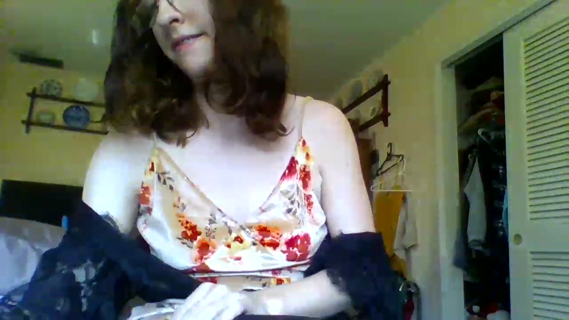 Gallery image thumbnail from LilLolaNymph's myfreecams stream on, 02/19/2023, 17:51 image 18 of 20