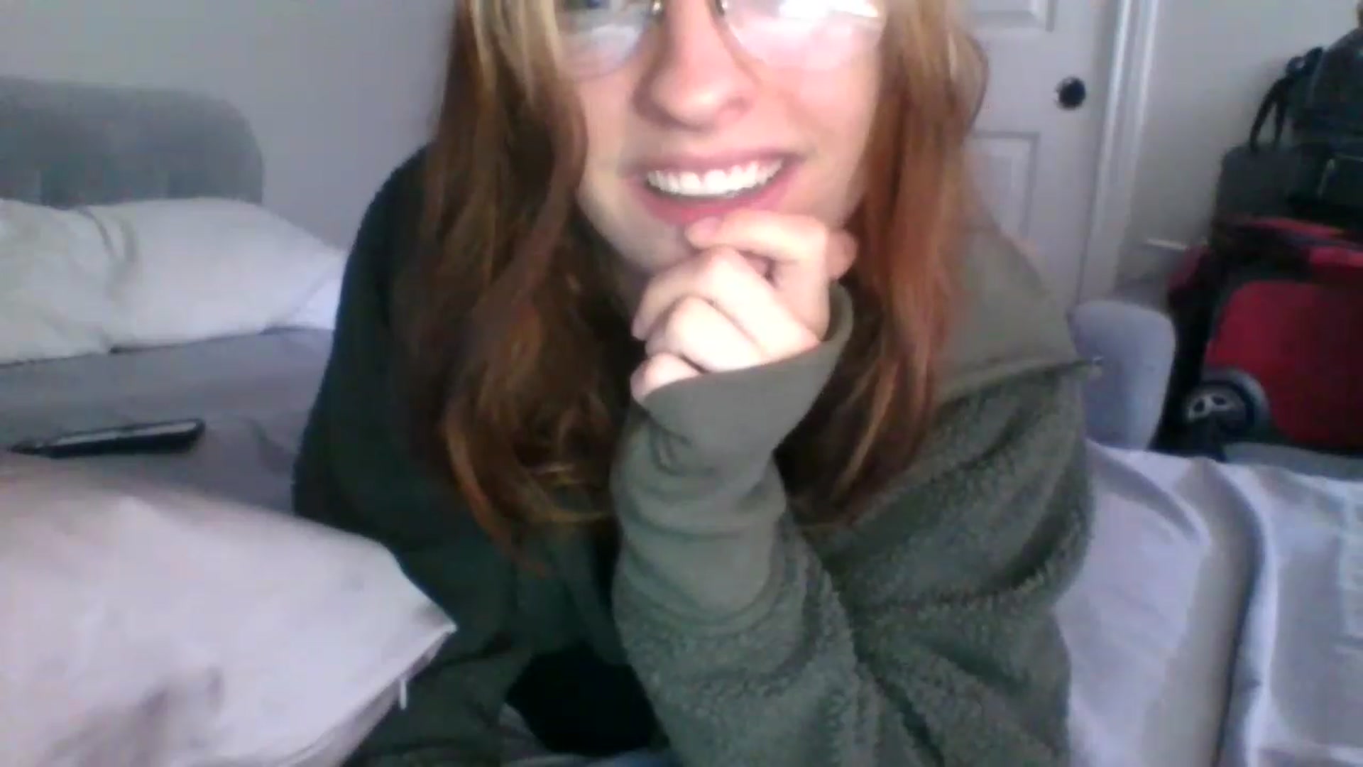 Gallery image thumbnail from LilLolaNymph's myfreecams stream on, 03/19/2023, 16:17 image 14 of 20