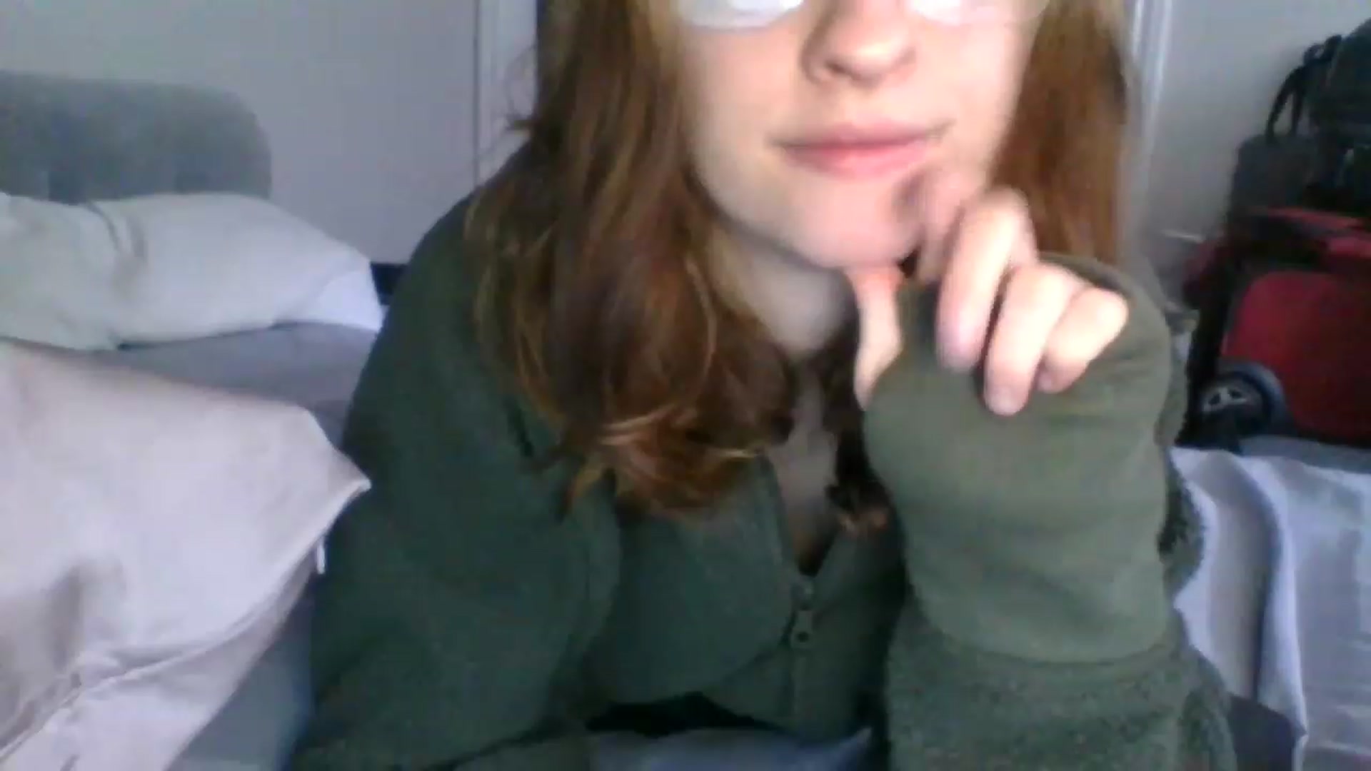 Gallery image thumbnail from LilLolaNymph's myfreecams stream on, 03/19/2023, 16:17 image 6 of 20