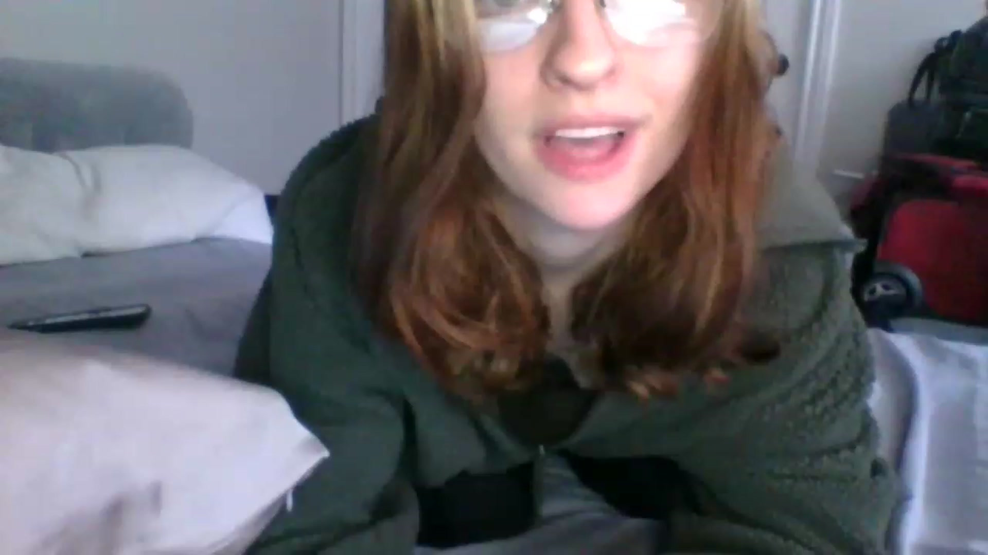 Gallery image thumbnail from LilLolaNymph's myfreecams stream on, 03/19/2023, 16:17 image 13 of 20