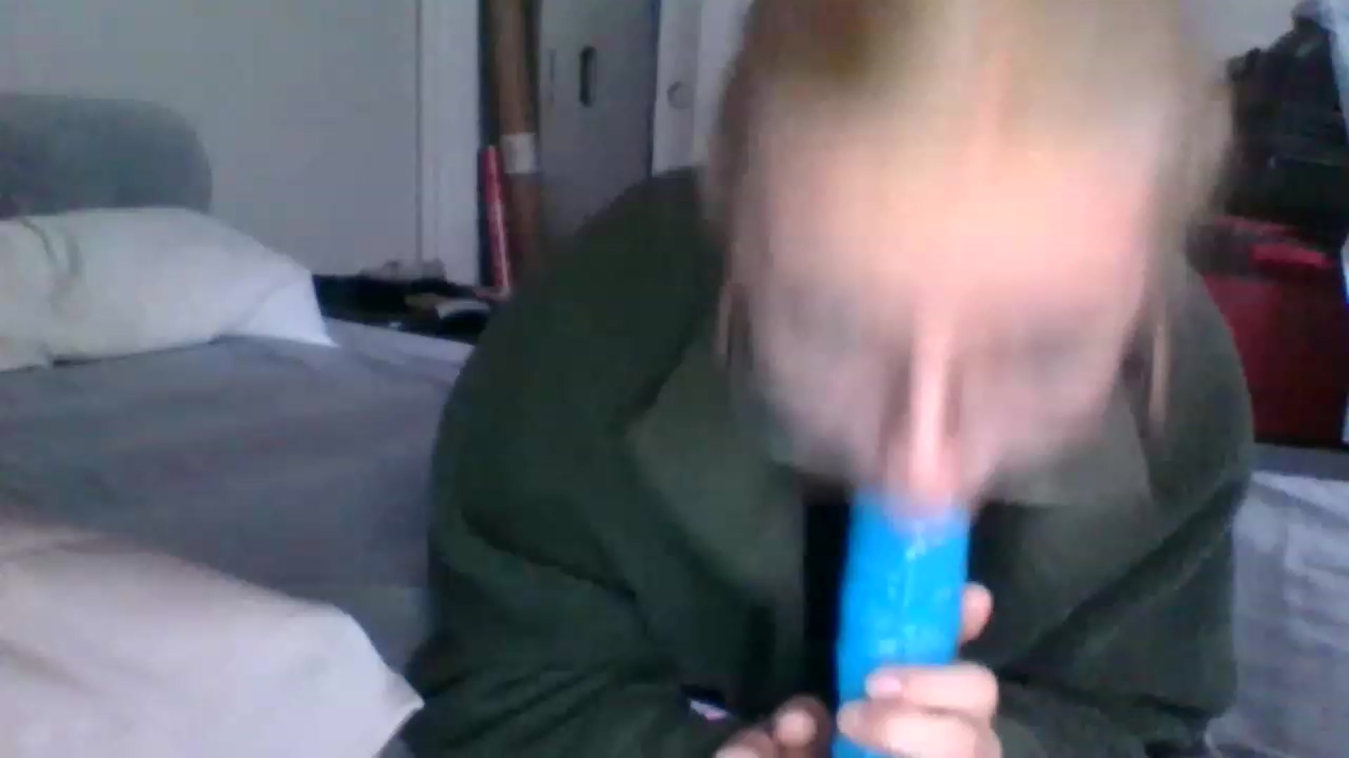 Gallery image thumbnail from LilLolaNymph's myfreecams stream on, 03/19/2023, 16:41 image 11 of 20
