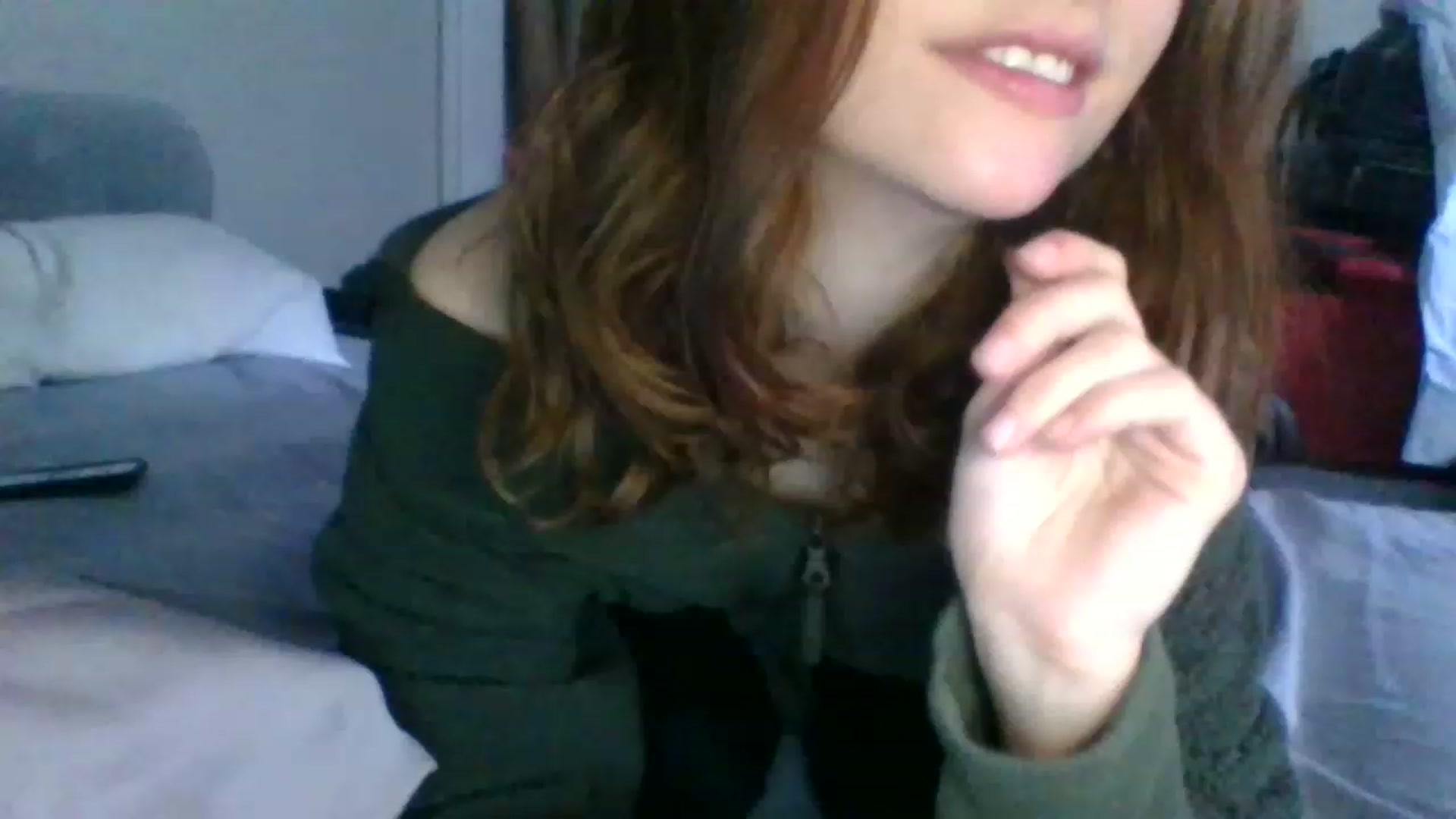 Gallery image thumbnail from LilLolaNymph's myfreecams stream on, 03/19/2023, 16:41 image 3 of 20