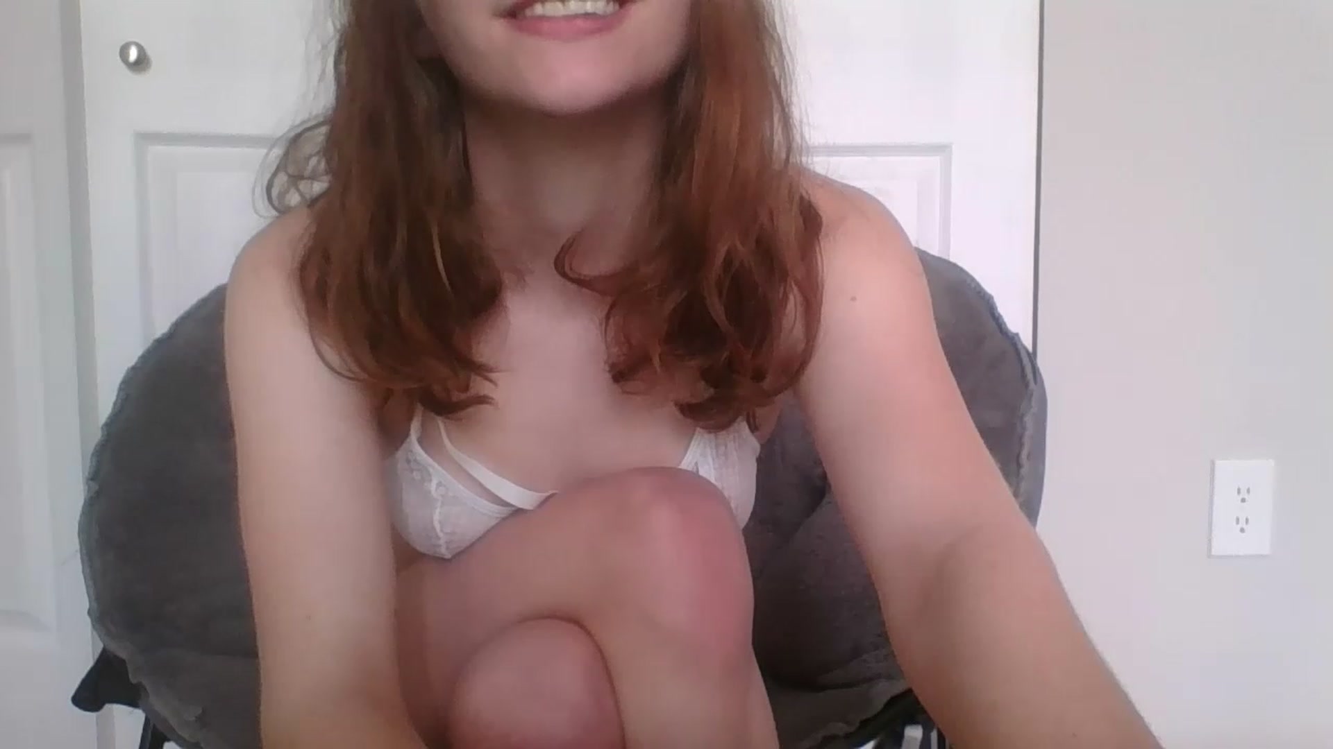 Gallery image thumbnail from LilLolaNymph's myfreecams stream on, 05/22/2023, 16:59 image 16 of 20