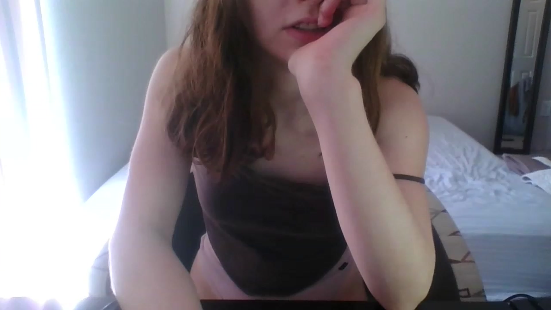 Gallery image thumbnail from LilLolaNymph's myfreecams stream on, 05/27/2023, 16:44 image 12 of 20