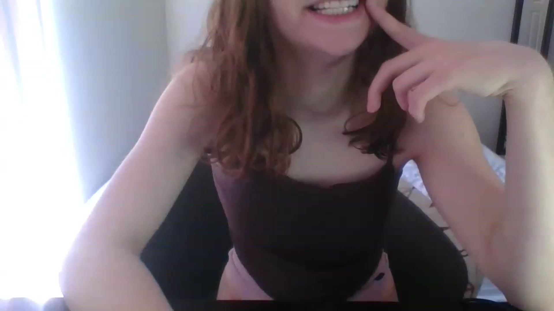 Gallery image thumbnail from LilLolaNymph's myfreecams stream on, 05/27/2023, 16:44 image 16 of 20