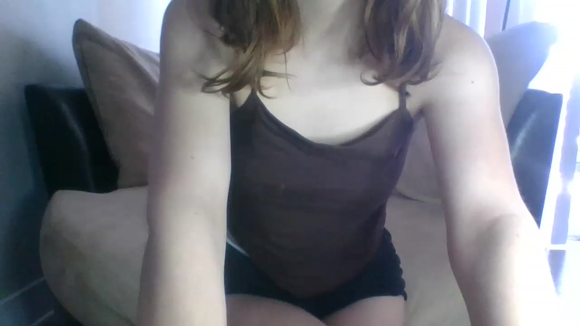 Gallery image thumbnail from LilLolaNymph's myfreecams stream on, 05/30/2023, 17:25 image 14 of 20