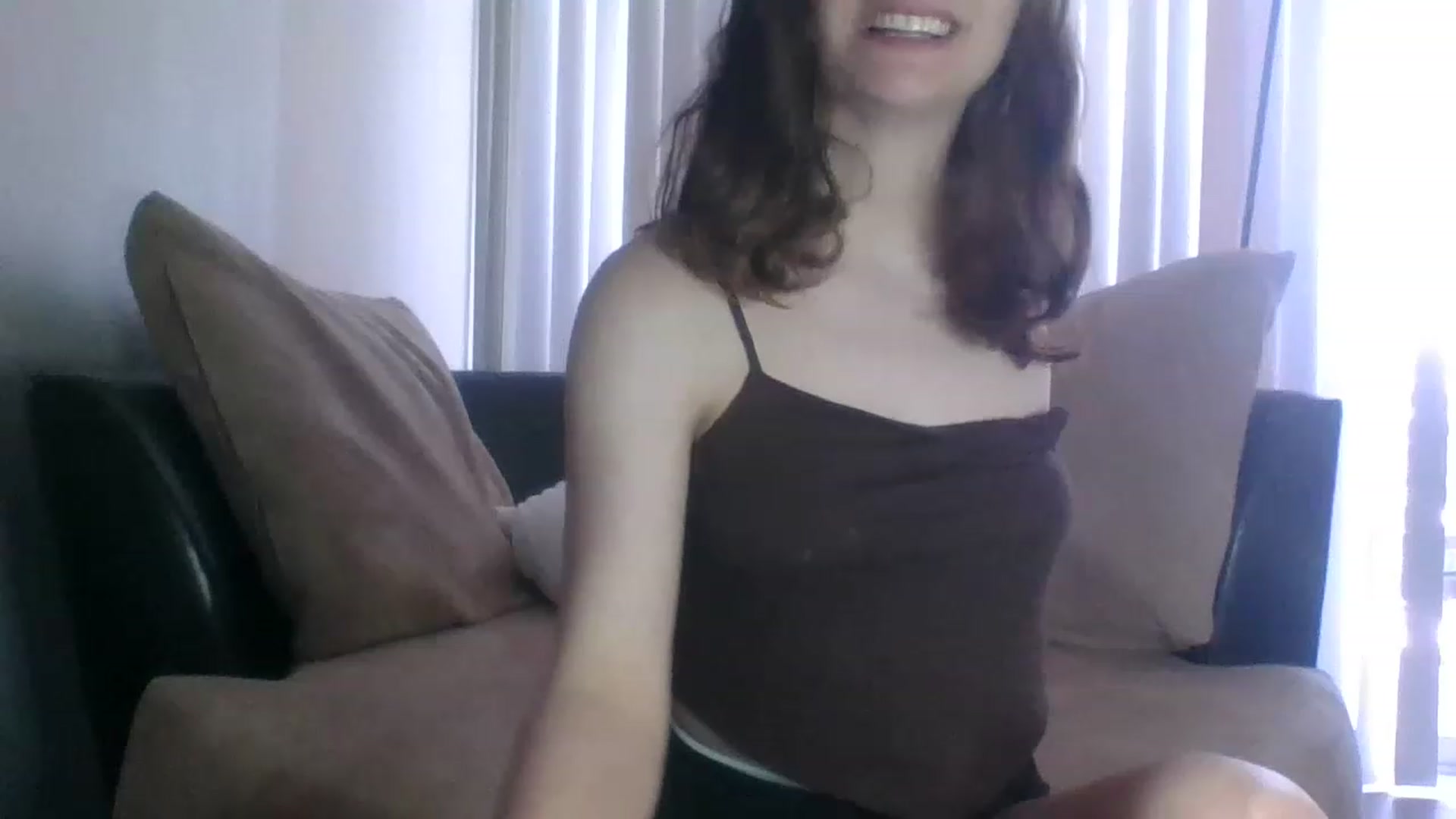Gallery image thumbnail from LilLolaNymph's myfreecams stream on, 05/30/2023, 17:25 image 19 of 20
