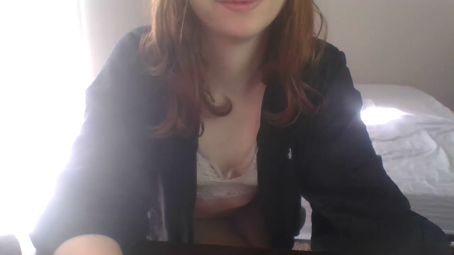 Gallery image thumbnail from LilLolaNymph's myfreecams stream on, 06/02/2023, 15:35 image 2 of 20