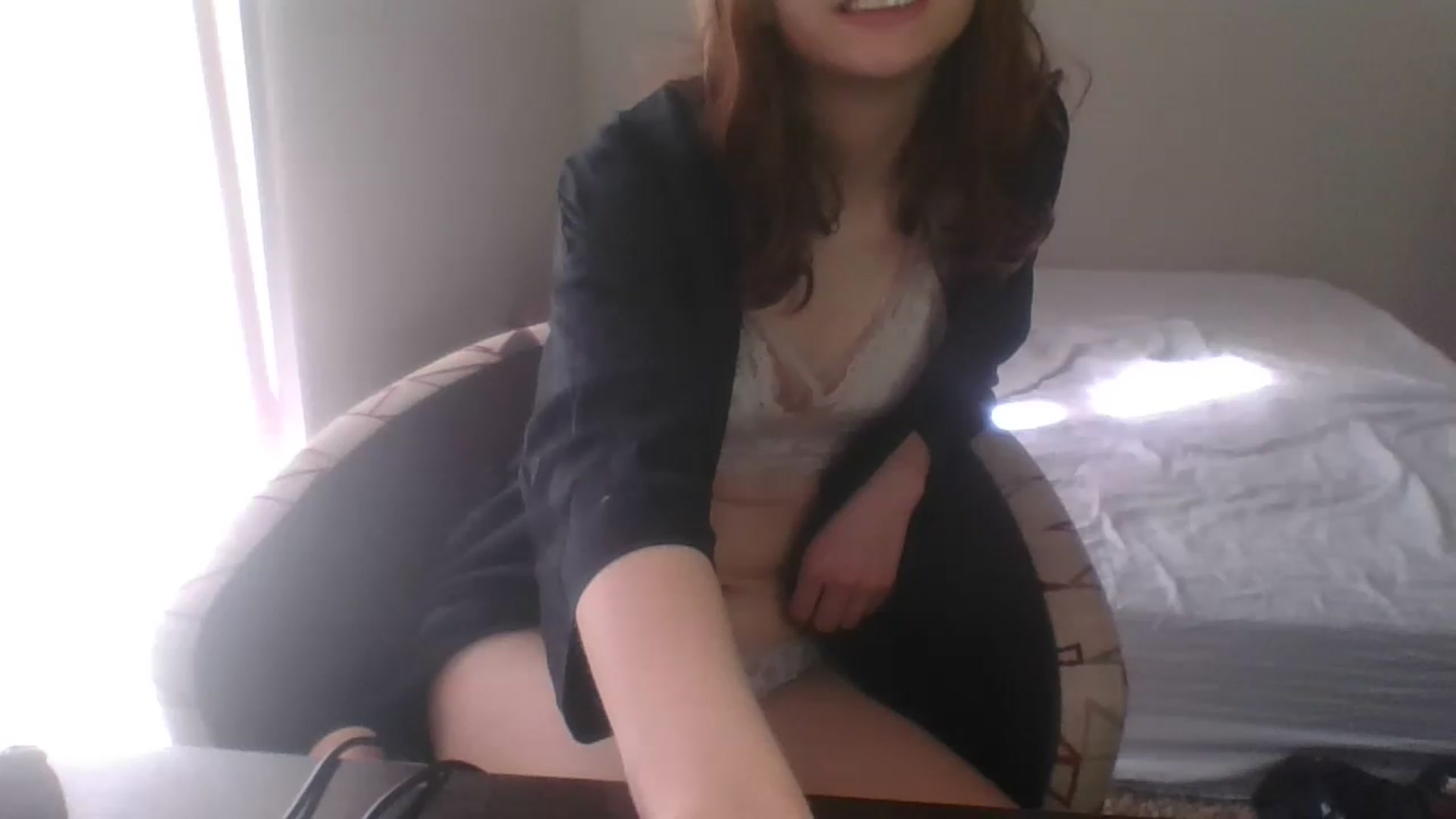 Gallery image thumbnail from LilLolaNymph's myfreecams stream on, 06/02/2023, 15:35 image 6 of 20