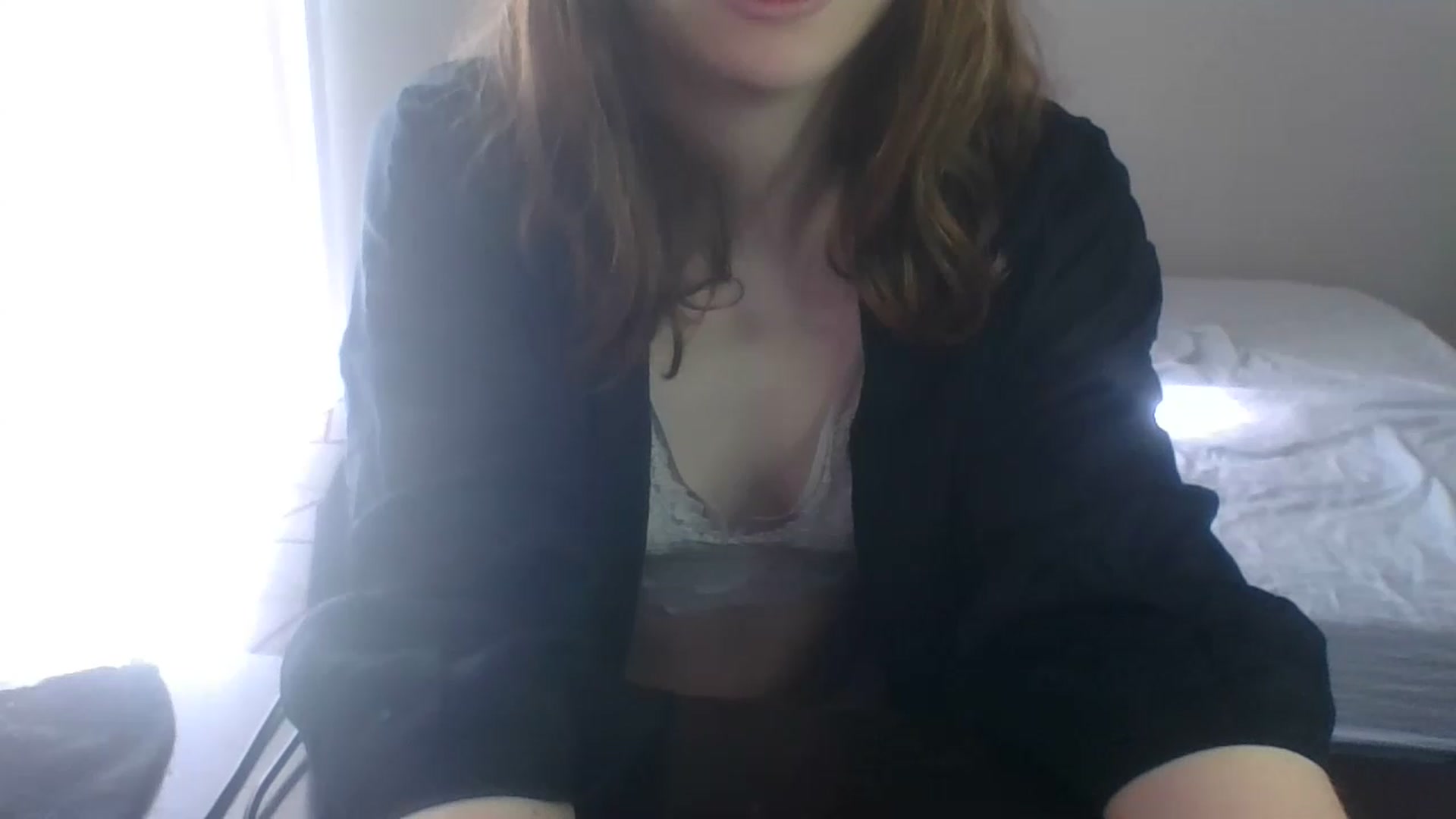 Gallery image thumbnail from LilLolaNymph's myfreecams stream on, 06/02/2023, 15:35 image 17 of 20