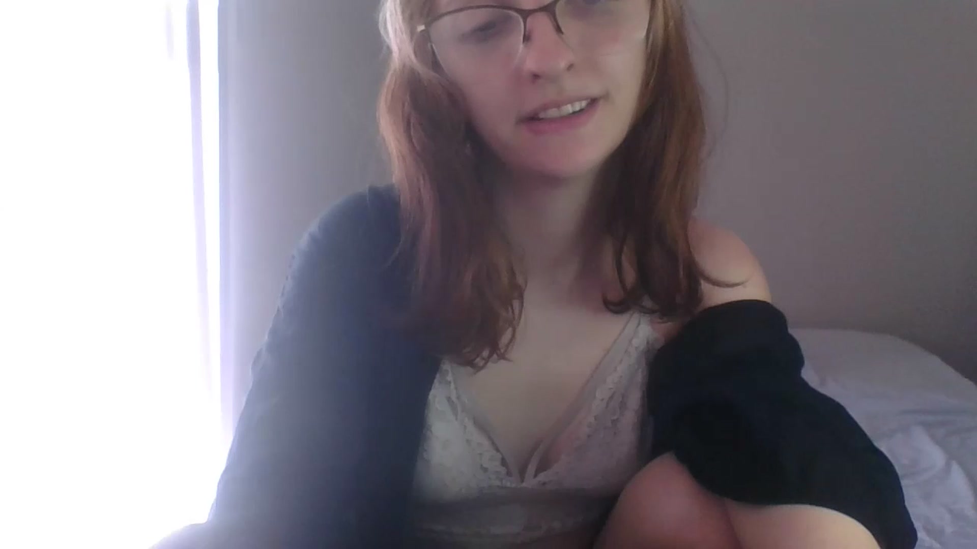 Gallery image thumbnail from LilLolaNymph's myfreecams stream on, 06/02/2023, 17:32 image 8 of 20