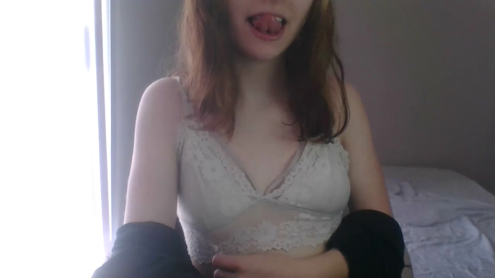 Gallery image thumbnail from LilLolaNymph's myfreecams stream on, 06/02/2023, 17:32 image 20 of 20