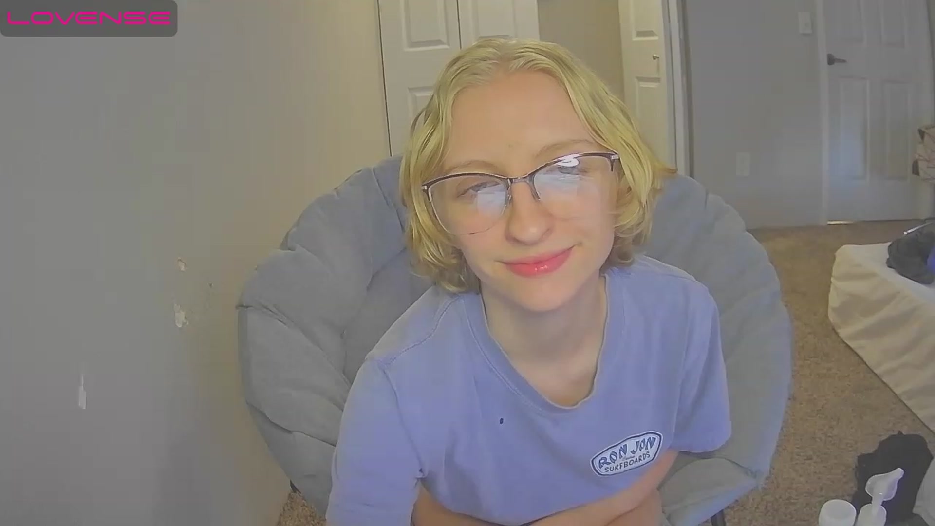 Gallery image thumbnail from LilLolaNymph's myfreecams stream on, 08/16/2023, 23:23 image 8 of 20