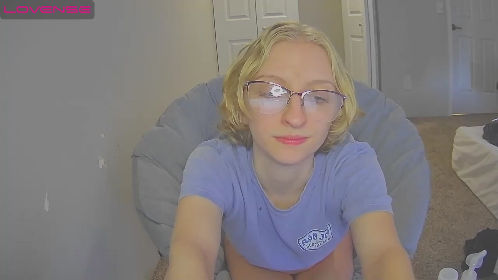 Gallery image thumbnail from LilLolaNymph's myfreecams stream on, 08/16/2023, 23:23 image 5 of 20