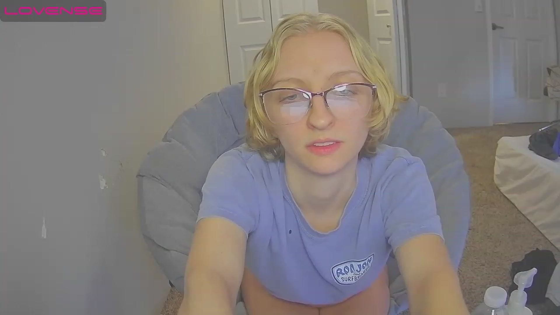 Gallery image thumbnail from LilLolaNymph's myfreecams stream on, 08/16/2023, 23:23 image 9 of 20