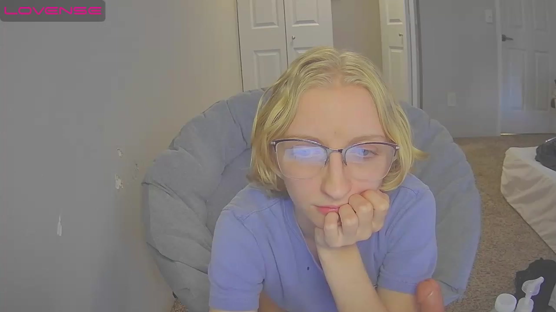 Gallery image thumbnail from LilLolaNymph's myfreecams stream on, 08/16/2023, 23:23 image 18 of 20