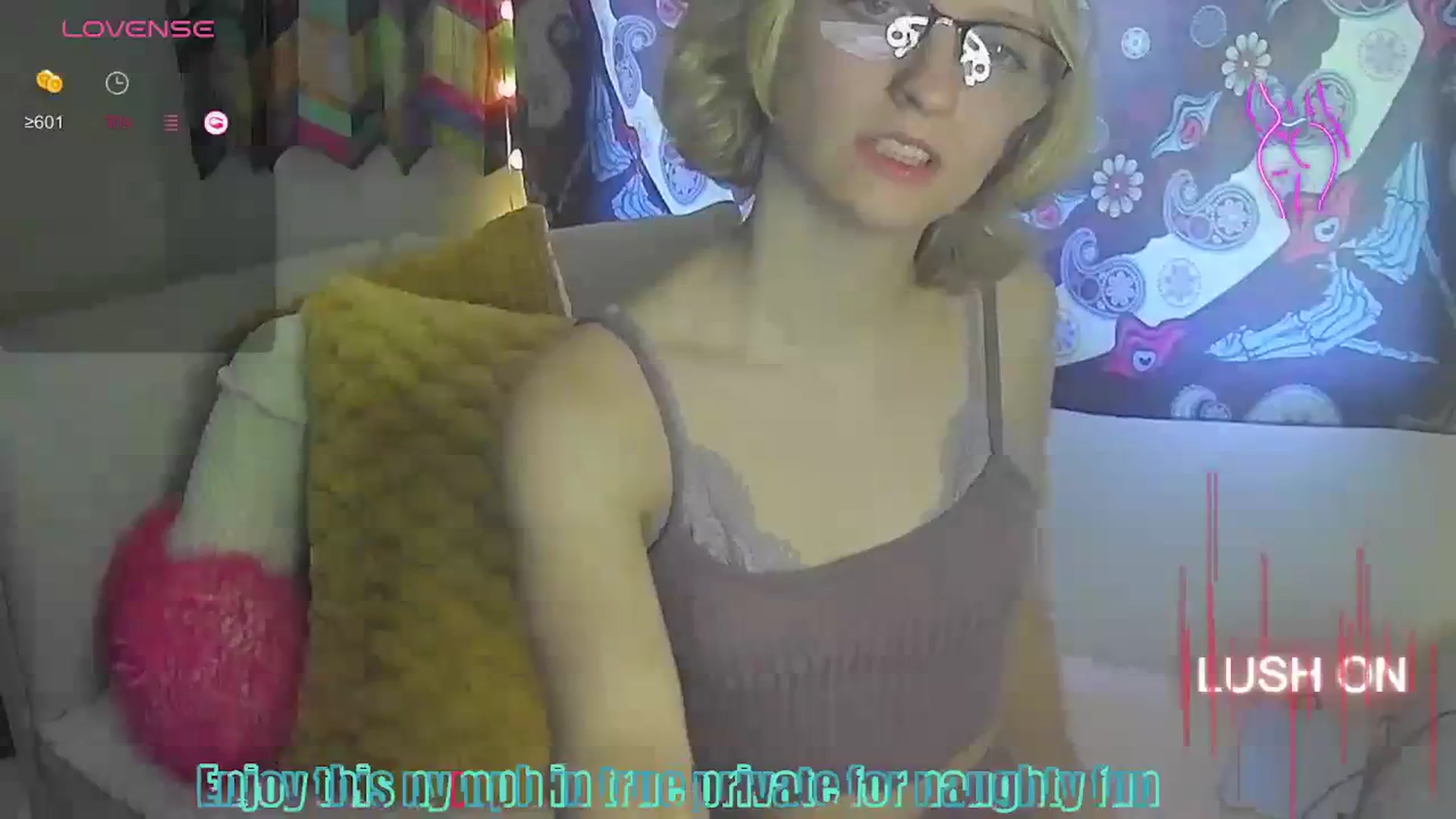 Gallery image thumbnail from LilLolaNymph's myfreecams stream on, 10/08/2023, 15:06 image 8 of 20