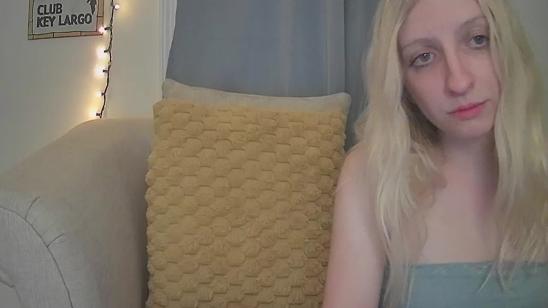Gallery image thumbnail from LilLolaNymph's myfreecams stream on, 09/11/2025, 09:37 image 6 of 20