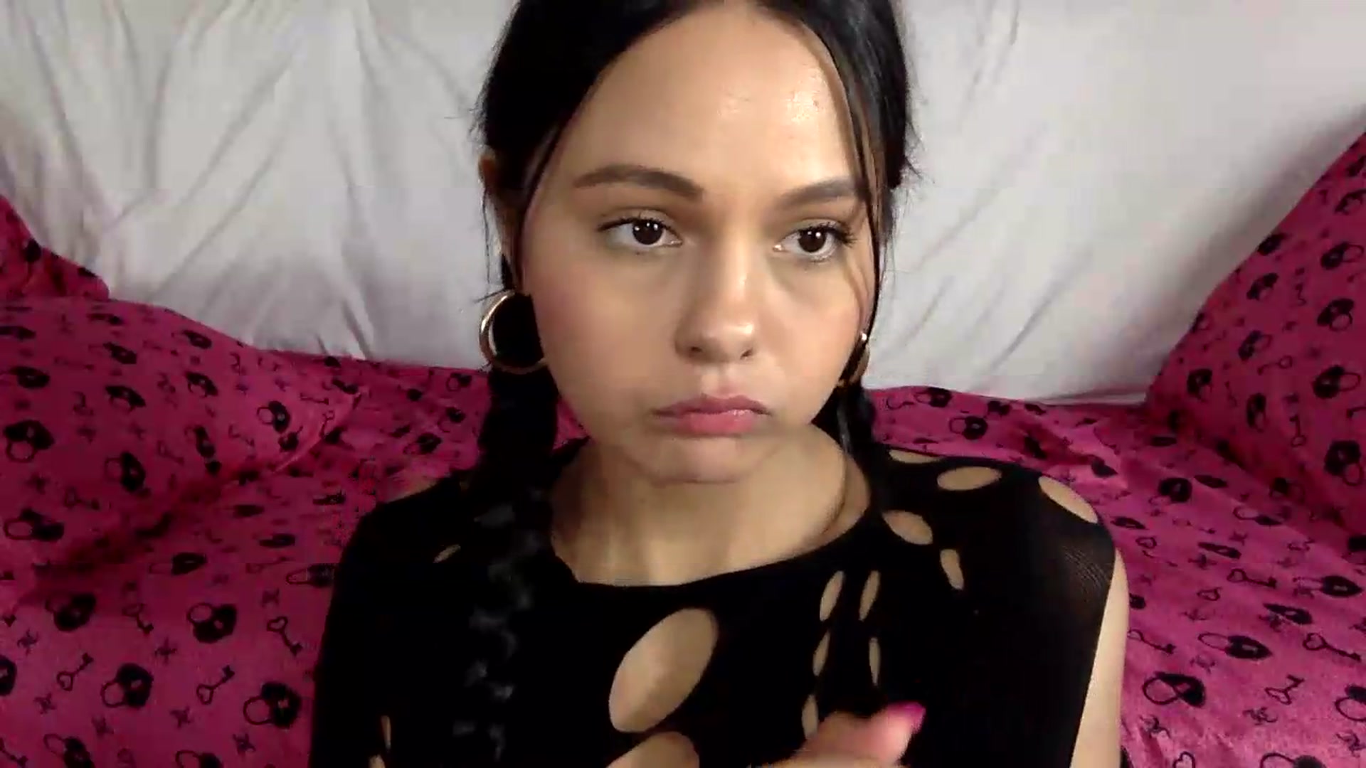 Gallery image thumbnail from LilLunaxoxo's myfreecams stream on, 08/17/2026, 11:20 image 4 of 20