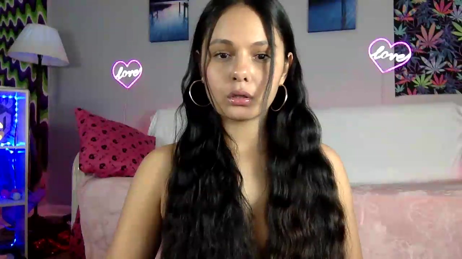 Gallery image thumbnail from LilLunaxoxo's myfreecams stream on, 08/29/2026, 10:56 image 12 of 20