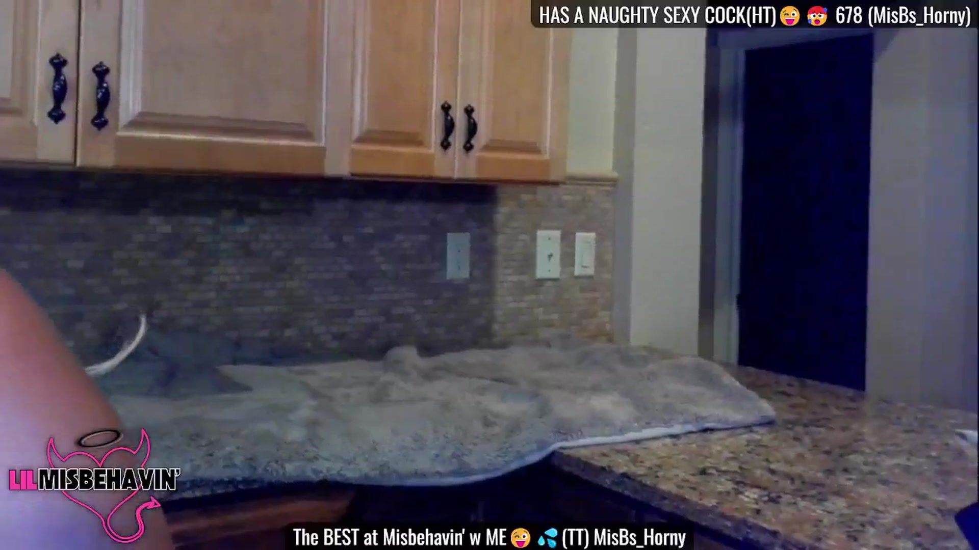 Gallery image thumbnail from LilMisbehavin's myfreecams stream on, 08/03/2024, 13:49 image 16 of 20