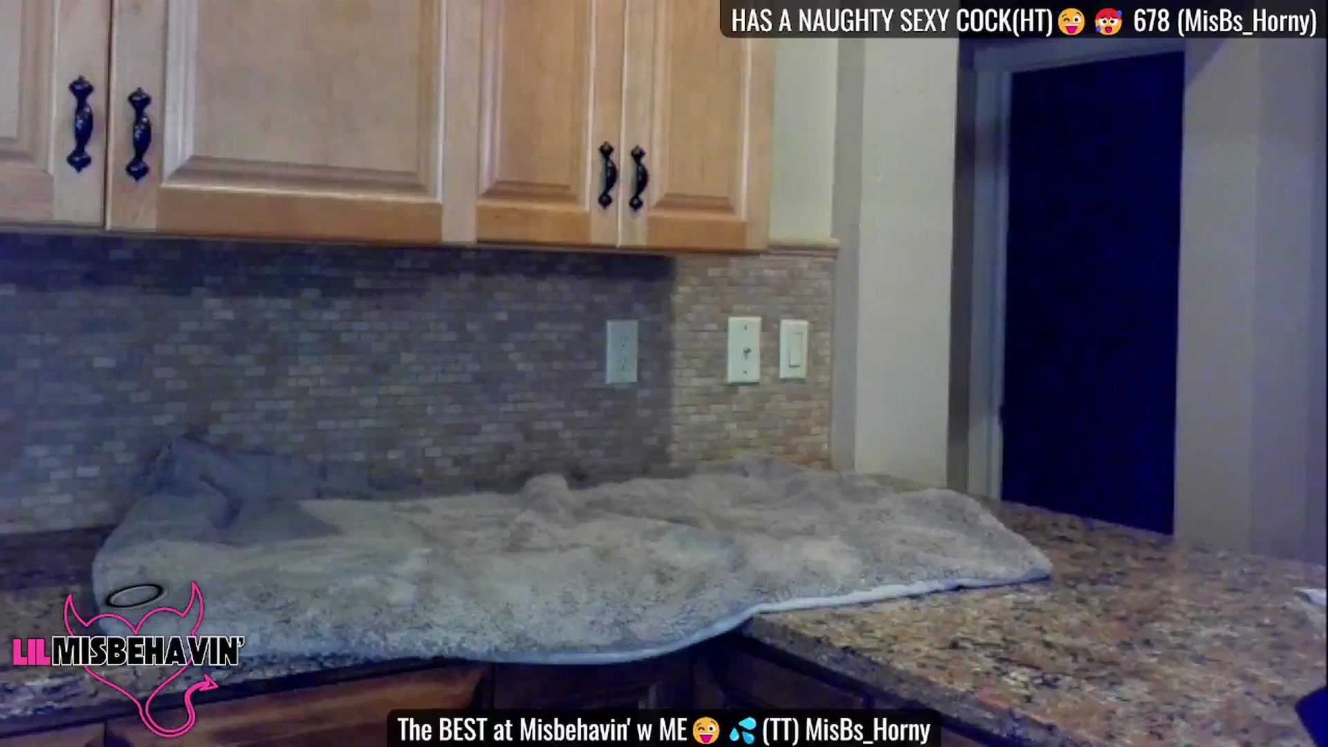 Gallery image thumbnail from LilMisbehavin's myfreecams stream on, 08/03/2024, 13:49 image 11 of 20