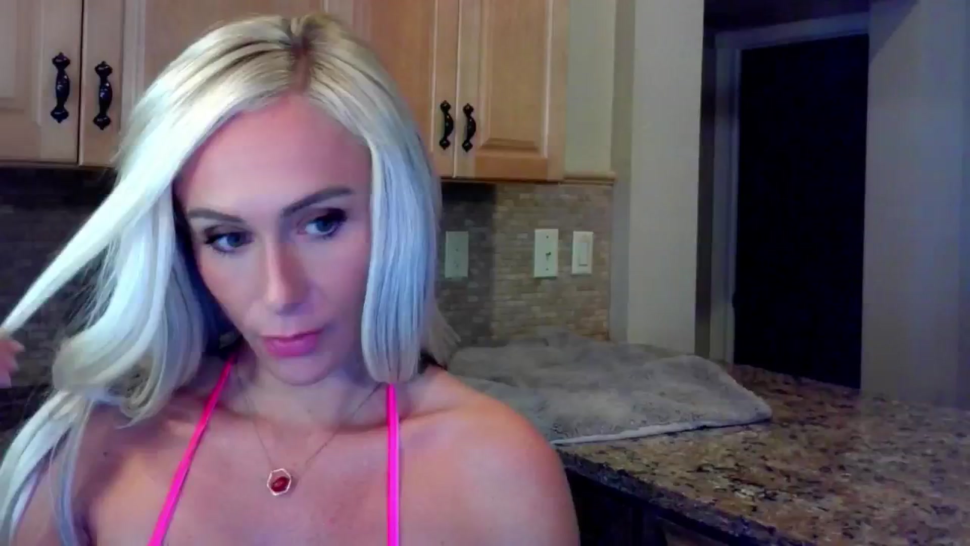 Gallery image thumbnail from LilMisbehavin's myfreecams stream on, 08/03/2024, 17:03 image 19 of 20