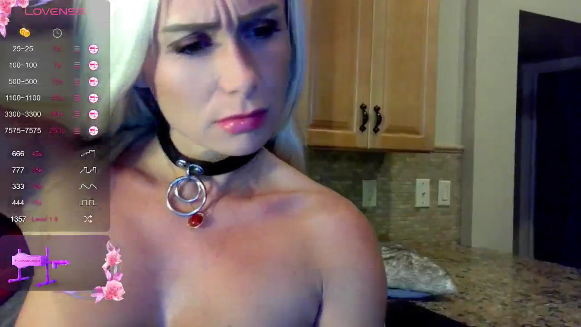 Gallery image thumbnail from LilMisbehavin's myfreecams stream on, 08/04/2024, 08:21 image 15 of 20