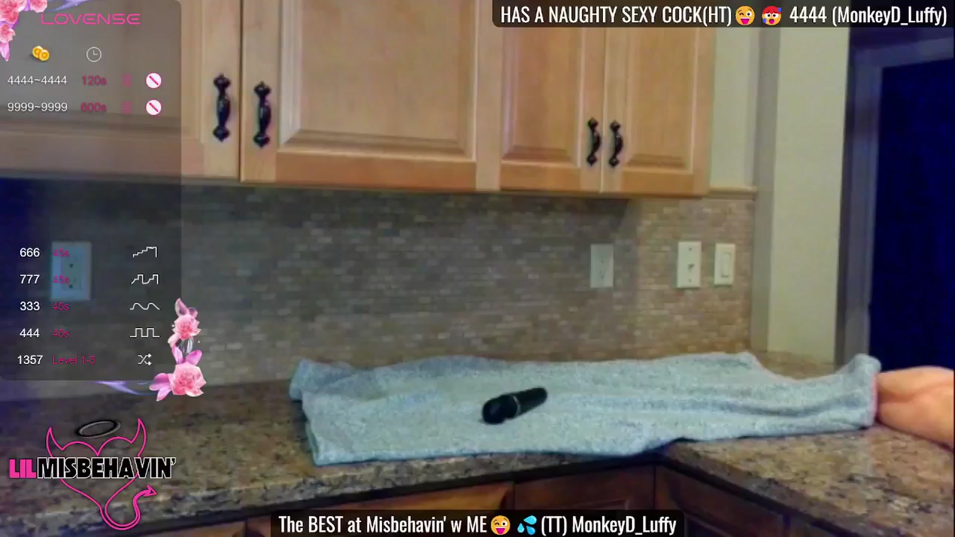 Gallery image thumbnail from LilMisbehavin's myfreecams stream on, 08/06/2024, 06:47 image 17 of 20
