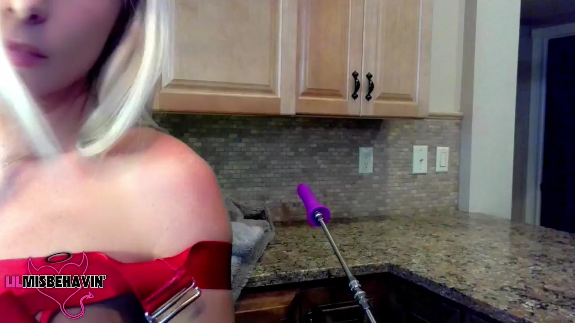 Gallery image thumbnail from LilMisbehavin's myfreecams stream on, 08/06/2024, 22:55 image 5 of 20
