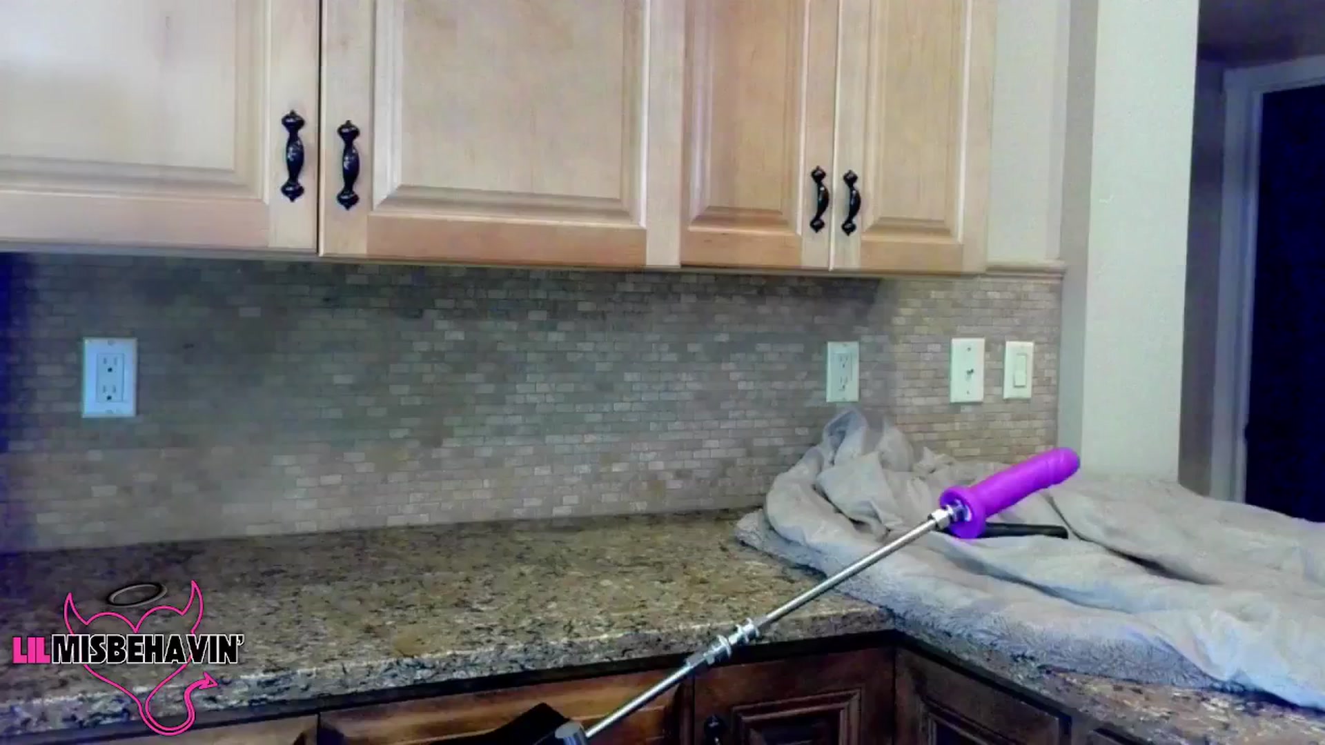 Gallery image thumbnail from LilMisbehavin's myfreecams stream on, 08/06/2024, 22:55 image 9 of 20