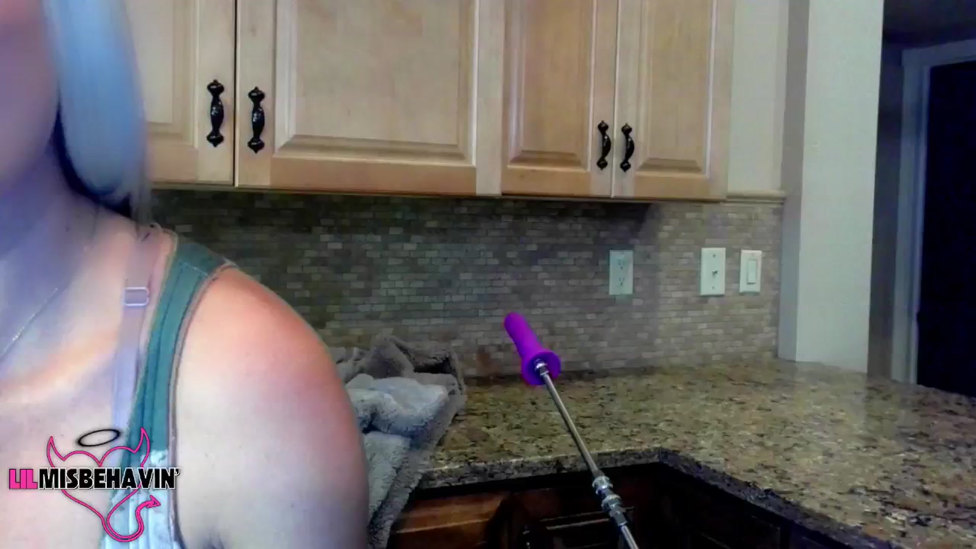 Gallery image thumbnail from LilMisbehavin's myfreecams stream on, 08/06/2024, 22:55 image 8 of 20