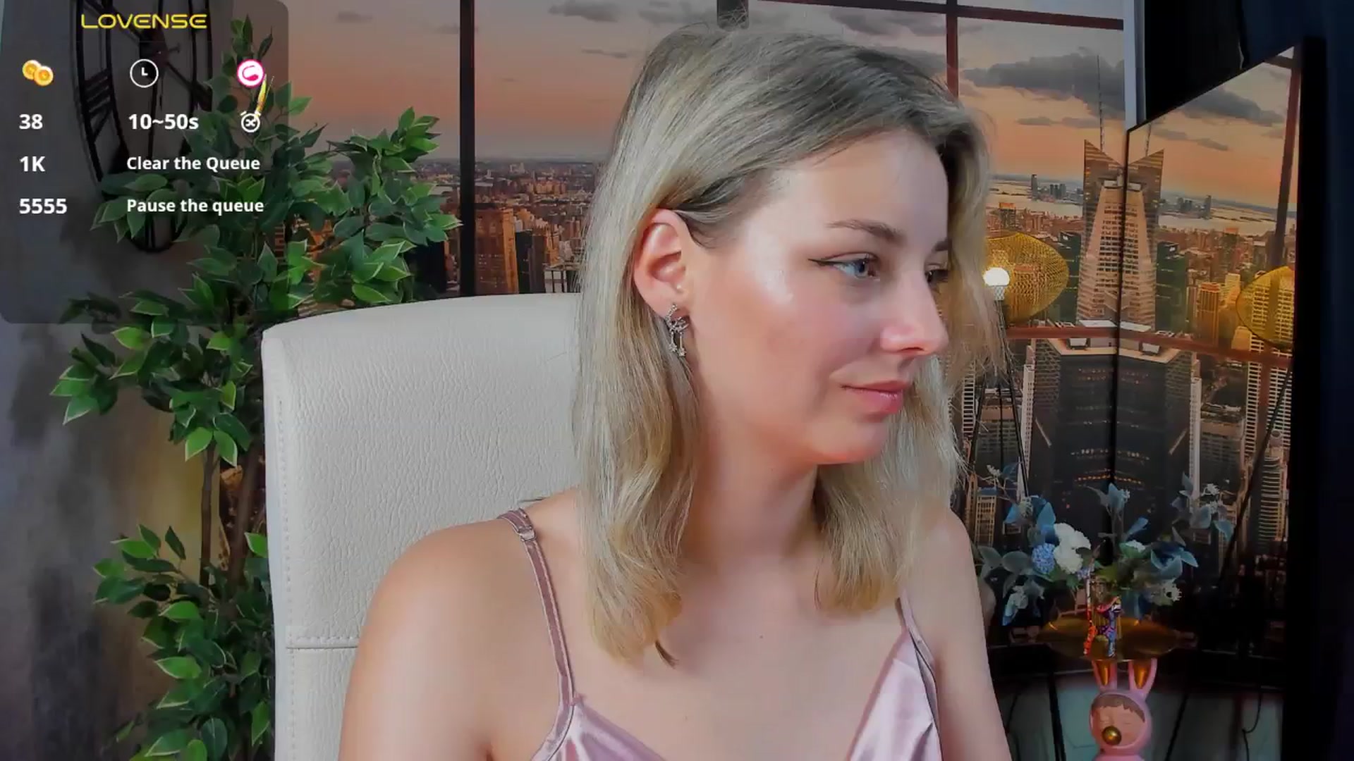 Gallery image thumbnail from LilRosie's myfreecams stream on, 10/01/2024, 17:07 image 2 of 20