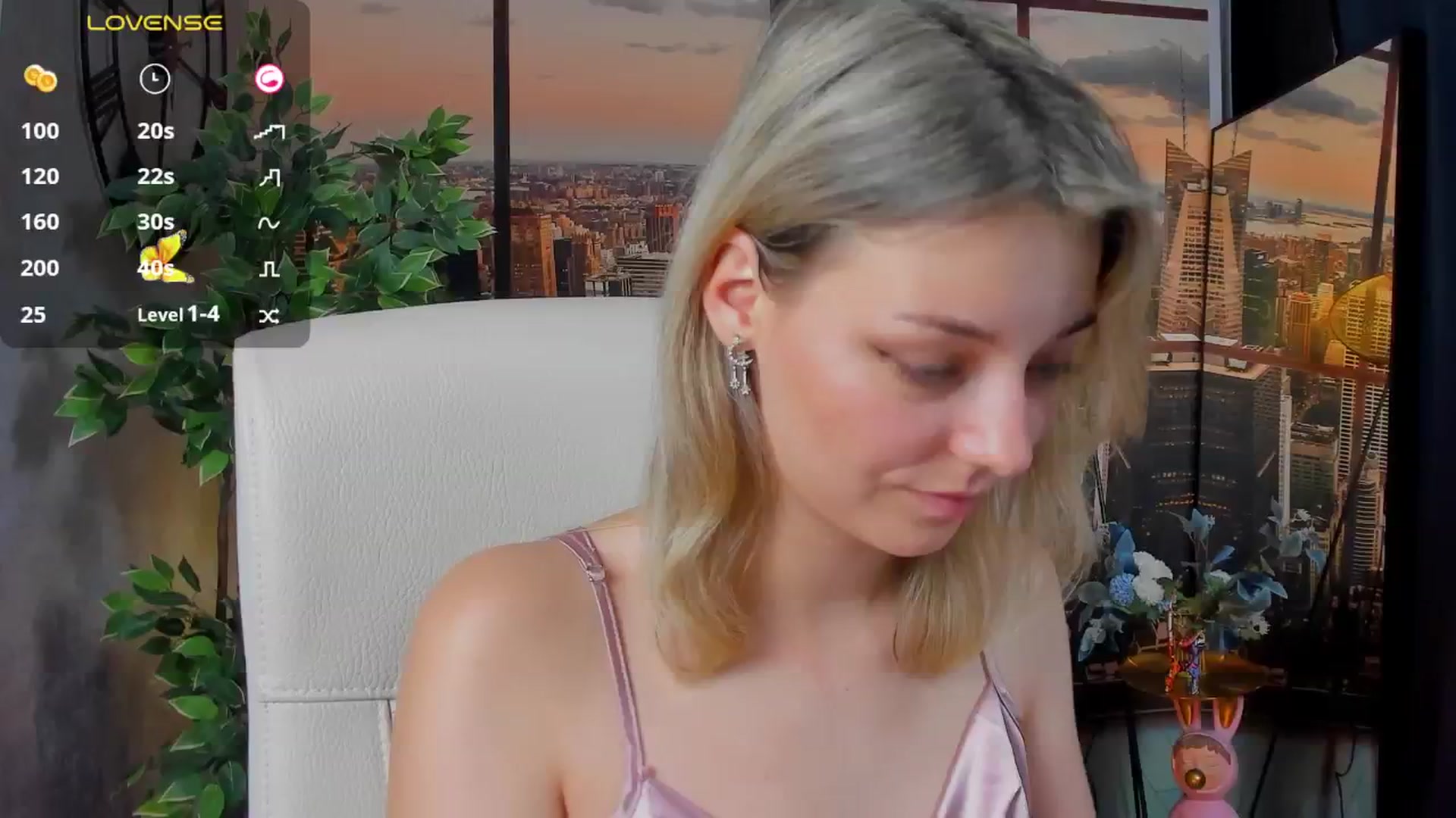 Gallery image thumbnail from LilRosie's myfreecams stream on, 10/01/2024, 17:07 image 16 of 20