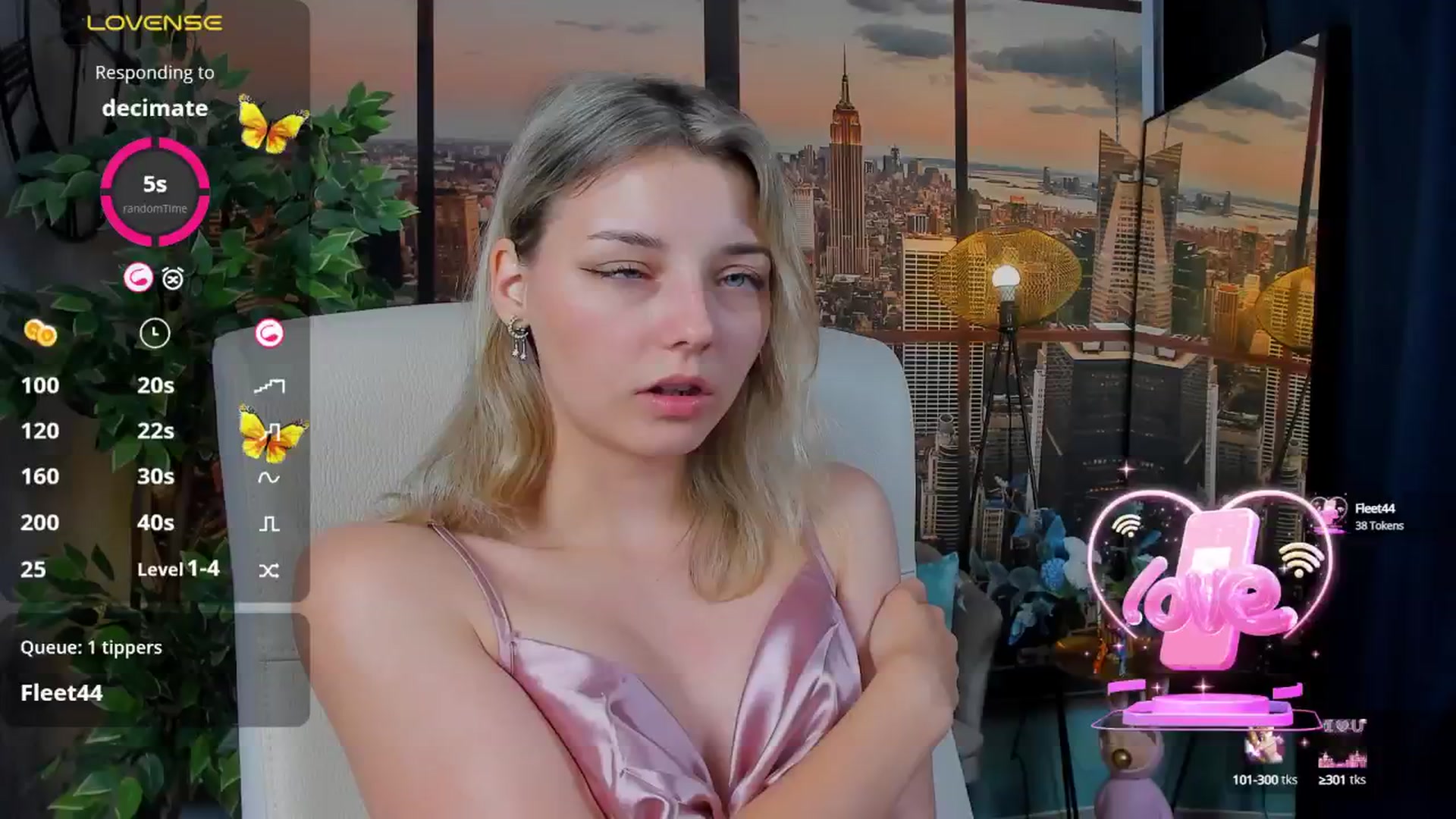 Gallery image thumbnail from LilRosie's myfreecams stream on, 10/01/2024, 18:35 image 13 of 20
