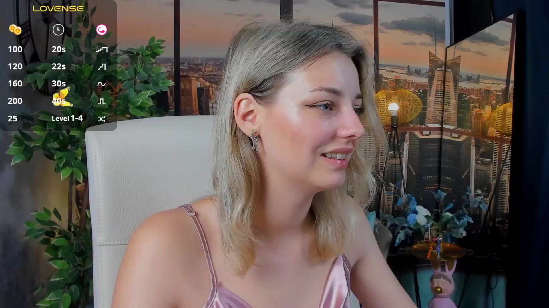 Gallery image thumbnail from LilRosie's myfreecams stream on, 10/01/2024, 18:35 image 9 of 20