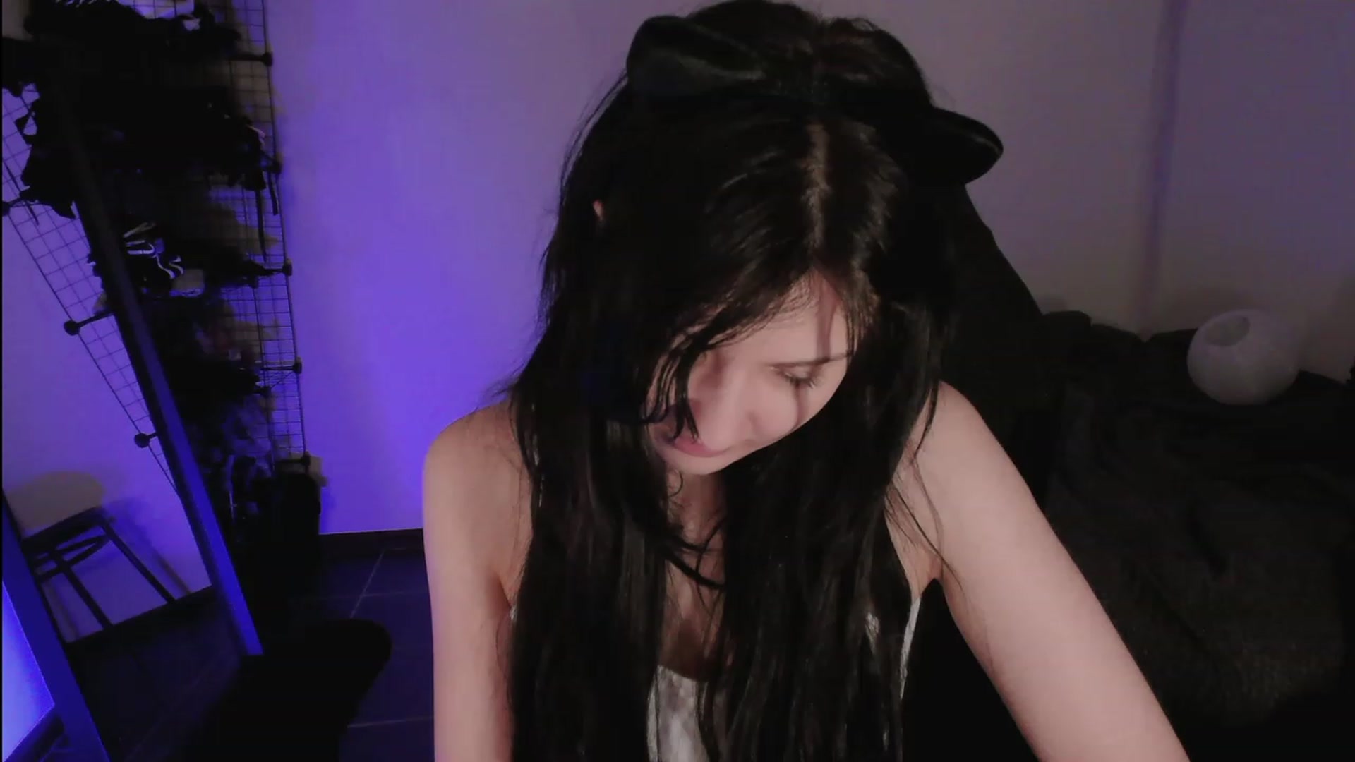 Gallery image thumbnail from LilSmeller's myfreecams stream on, 05/26/2023, 05:44 image 13 of 20