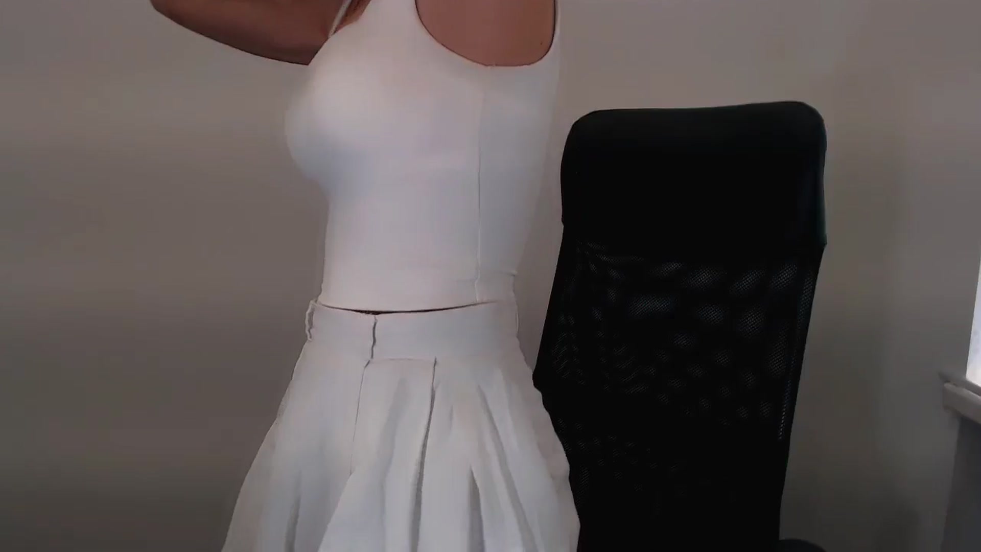 Gallery image thumbnail from LilSpicy's myfreecams stream on, 08/31/2025, 13:15 image 17 of 20