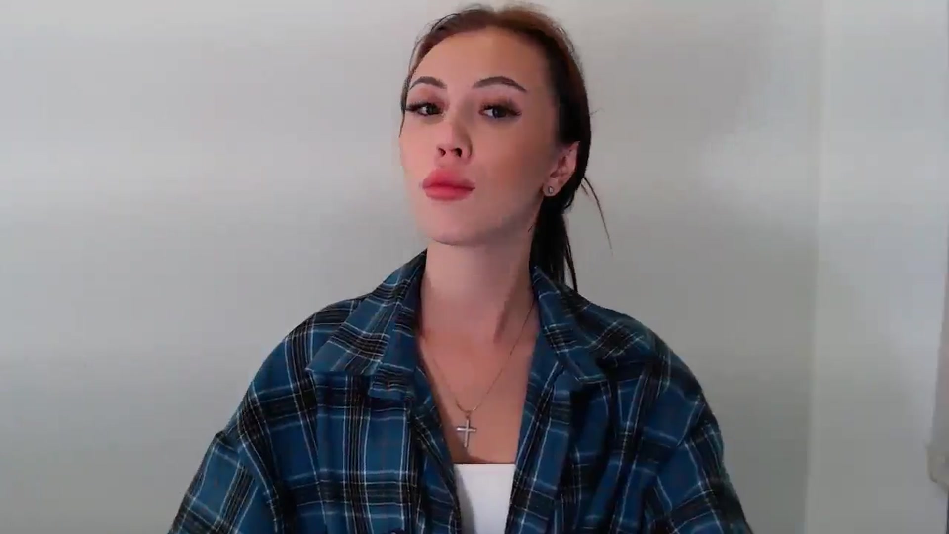 Gallery image thumbnail from LilSpicy's myfreecams stream on, 09/21/2025, 18:18 image 12 of 20