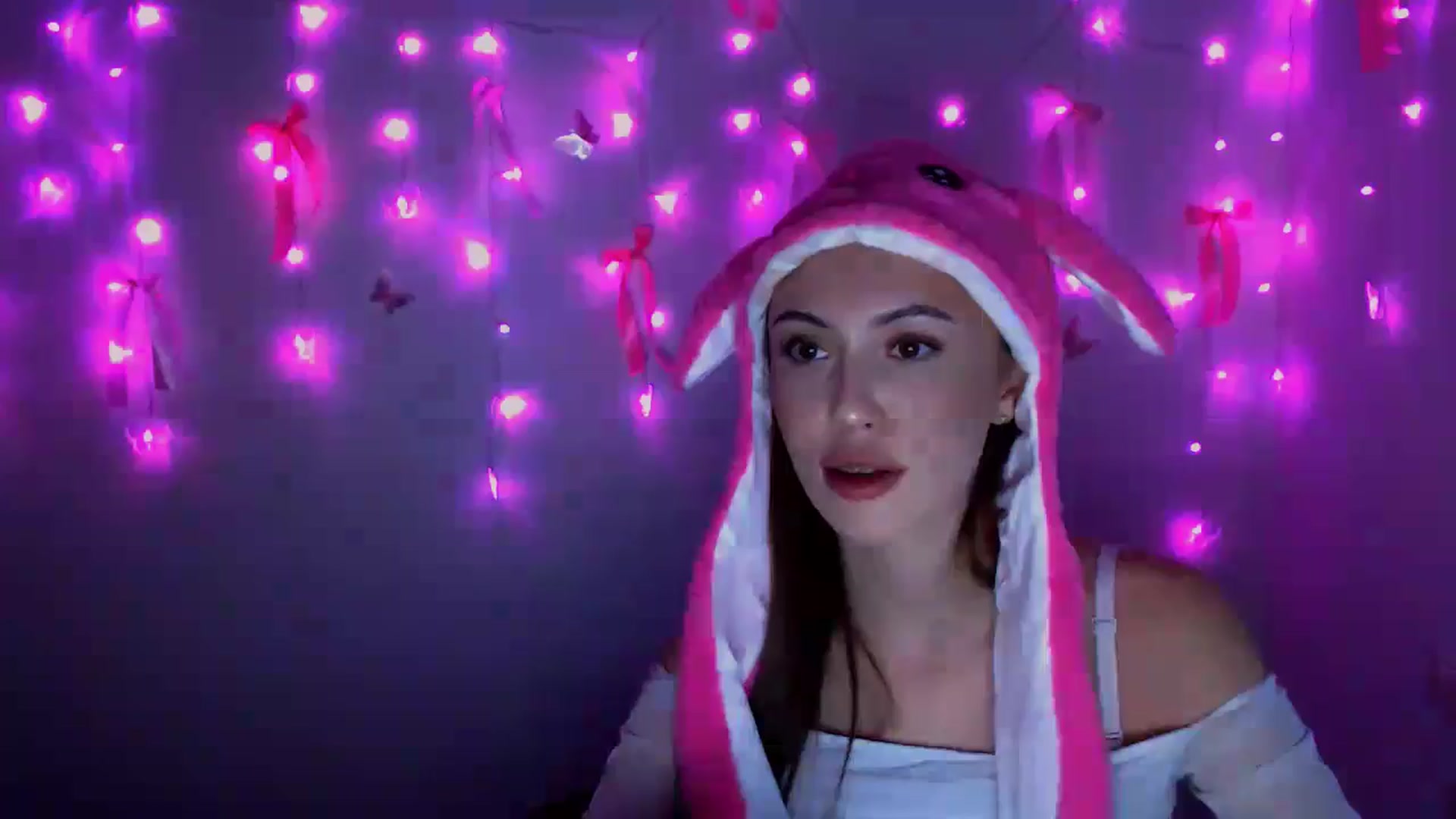 Gallery image thumbnail from LilSpicy's myfreecams stream on, 12/25/2025, 14:57 image 9 of 20