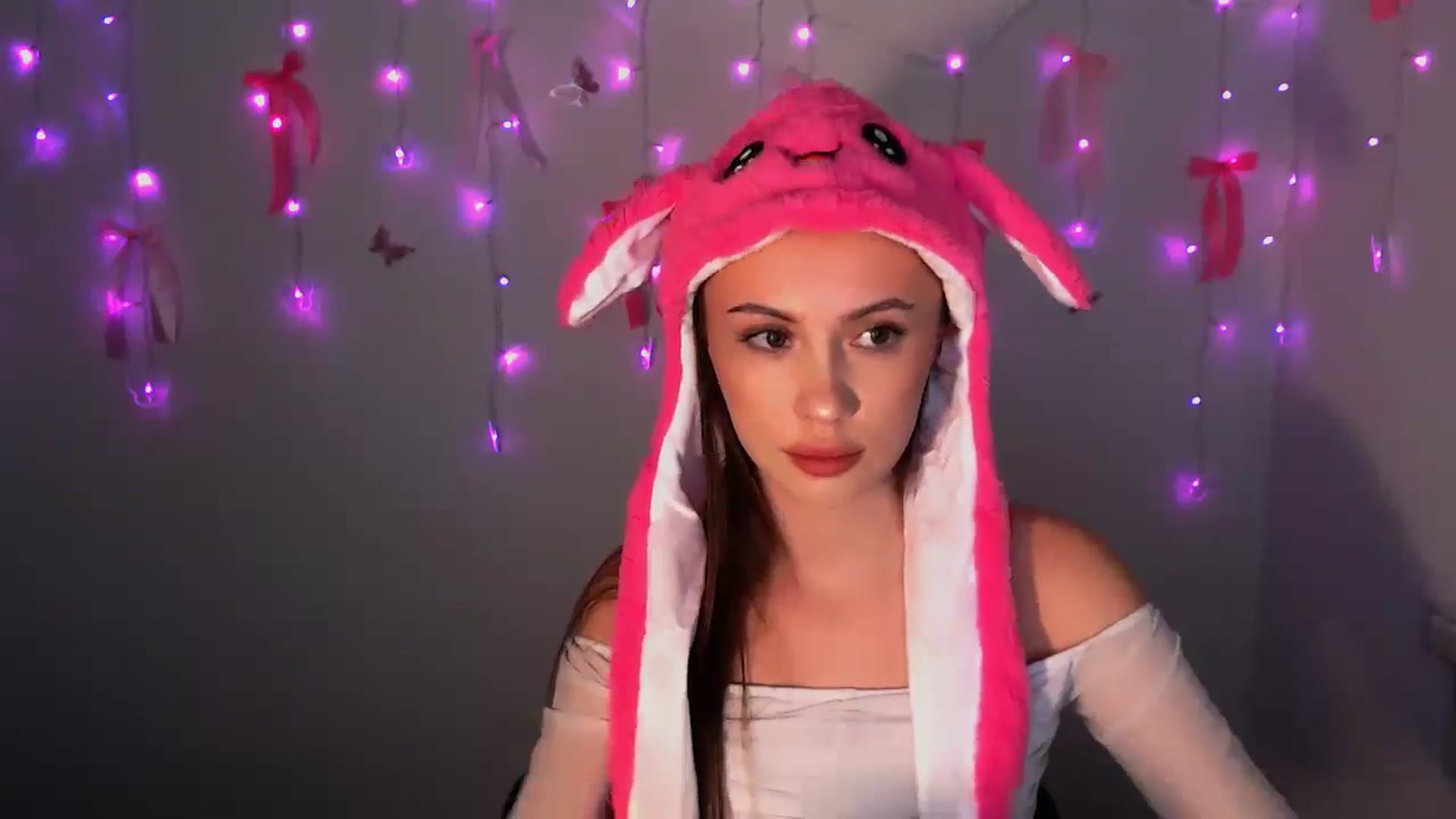 Gallery image thumbnail from LilSpicy's myfreecams stream on, 12/25/2025, 18:48 image 9 of 20