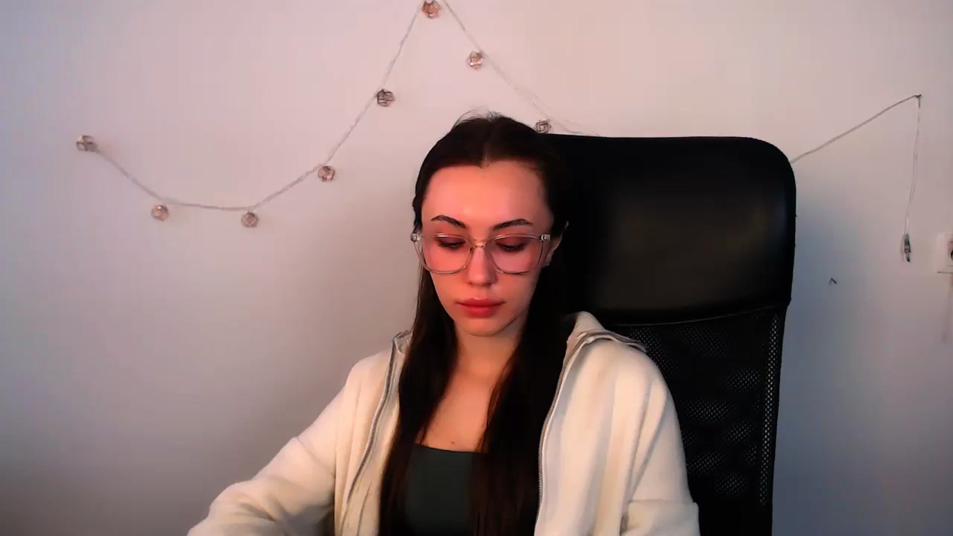 Gallery image thumbnail from LilSpicy's myfreecams stream on, 04/13/2026, 11:53 image 3 of 20