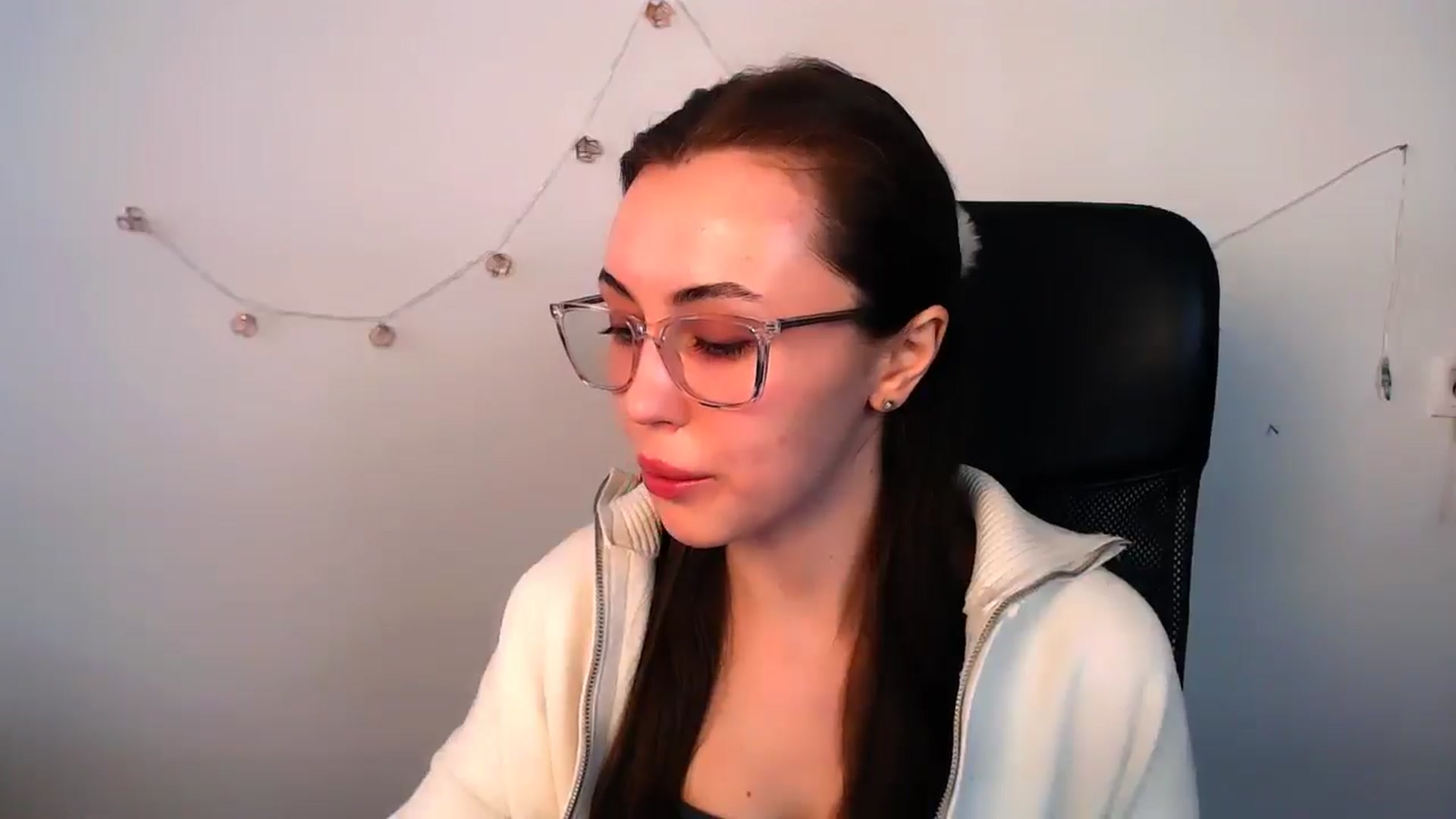 Gallery image thumbnail from LilSpicy's myfreecams stream on, 04/13/2026, 11:53 image 2 of 20